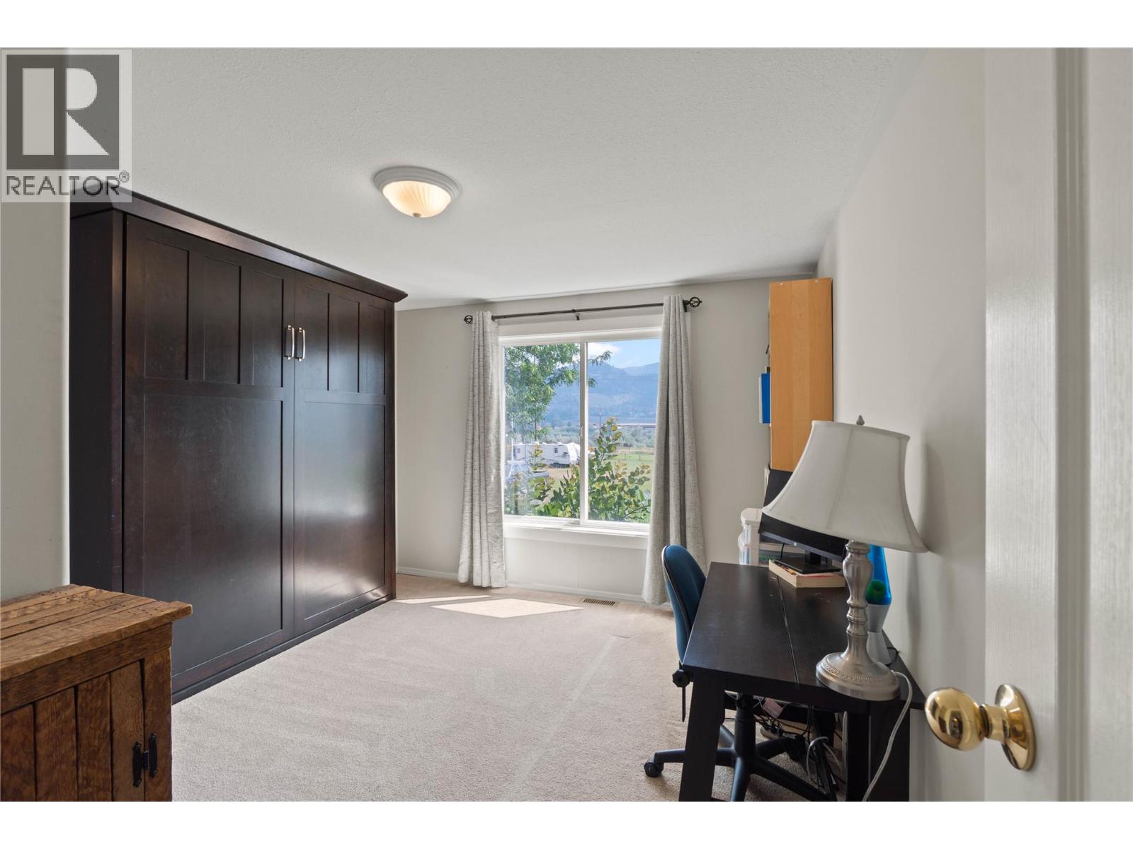 3227 Shuswap Road, Kamloops, British Columbia  V2H 1T1 - Photo 36 - 10396083