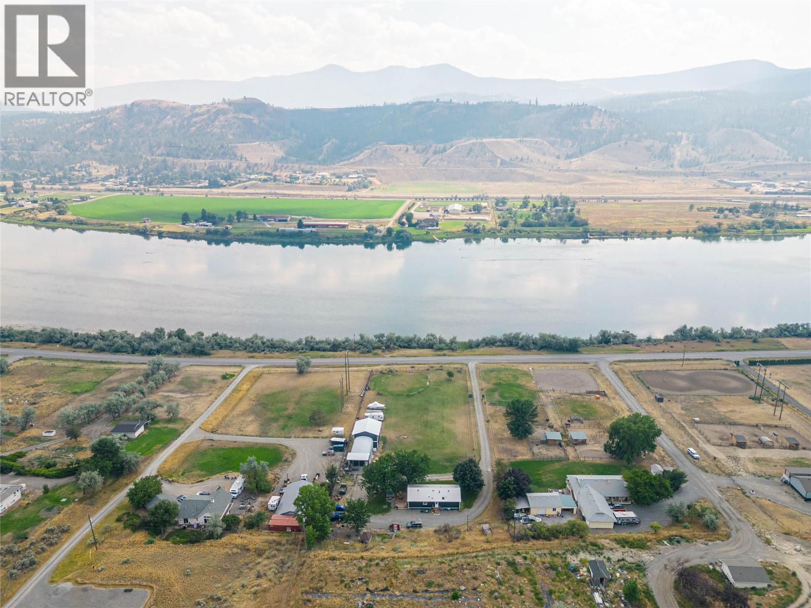 3227 Shuswap Road, Kamloops, British Columbia  V2H 1T1 - Photo 39 - 10396083
