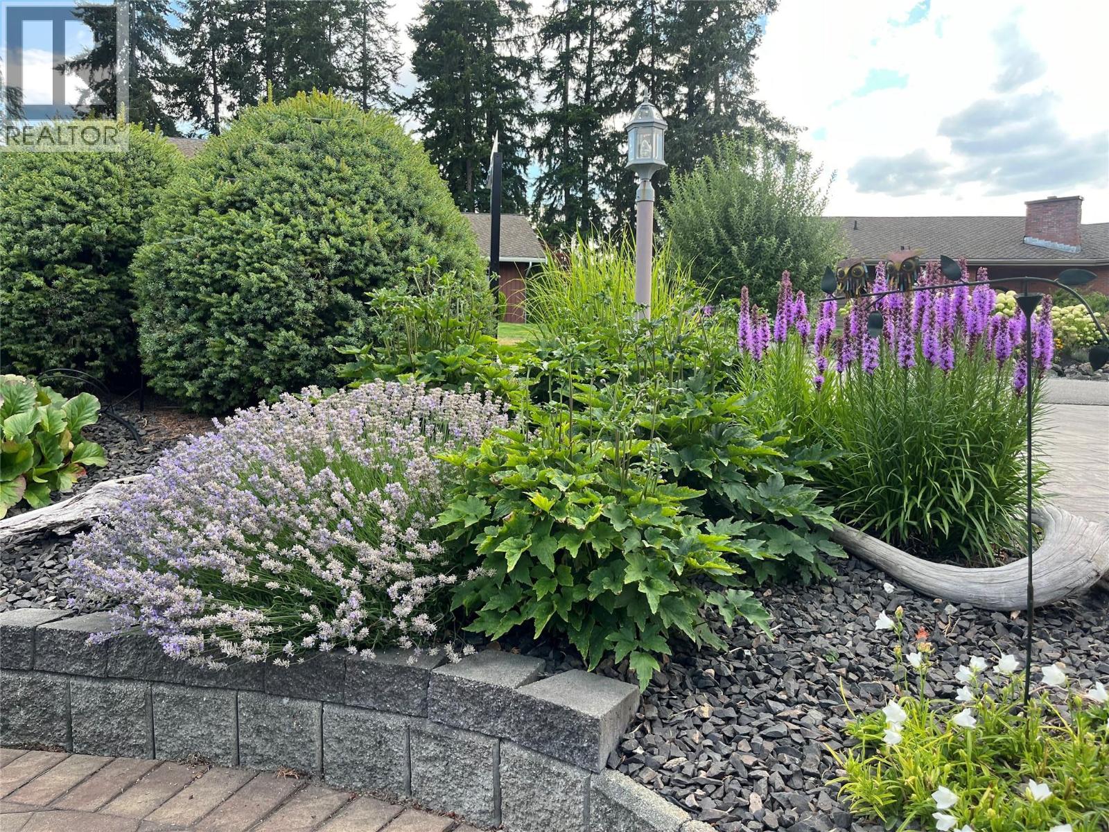 2595 Golf Course Drive, Blind Bay, British Columbia  V0E 1H2 - Photo 39 - 10395135