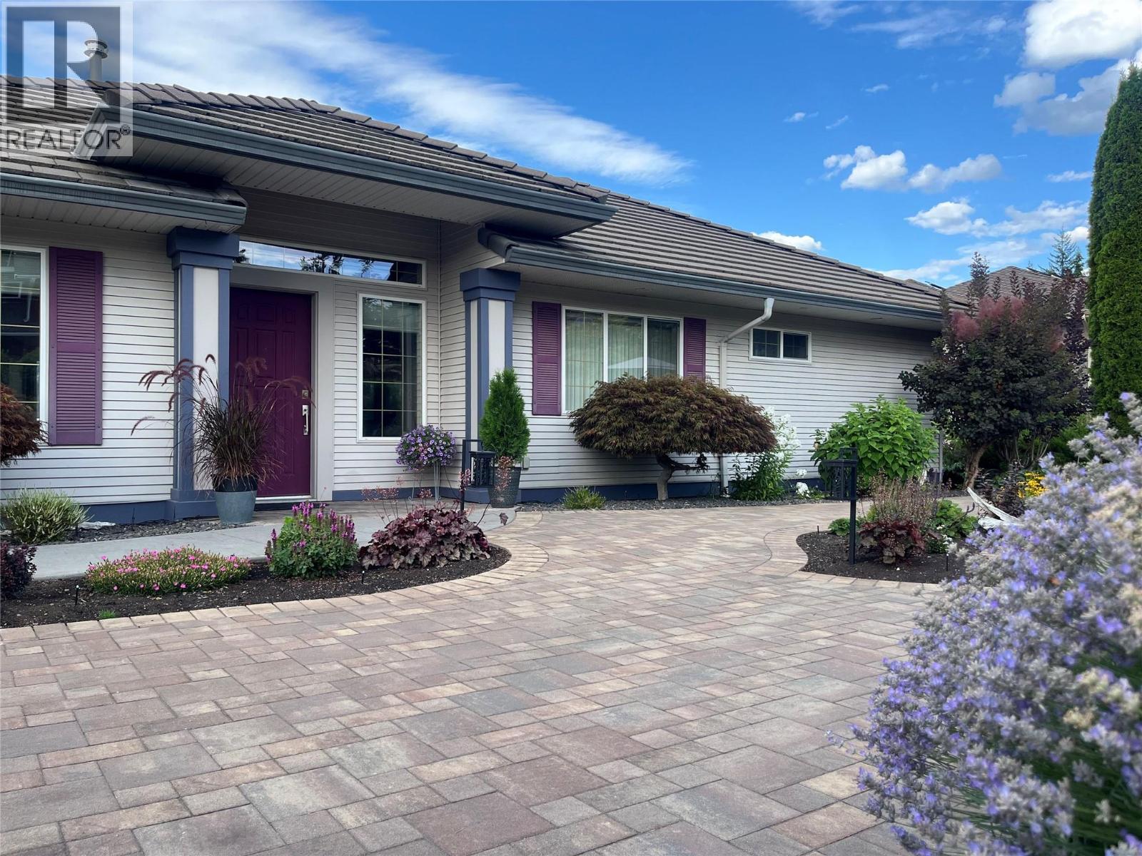 2595 Golf Course Drive, Blind Bay, British Columbia  V0E 1H2 - Photo 4 - 10395135