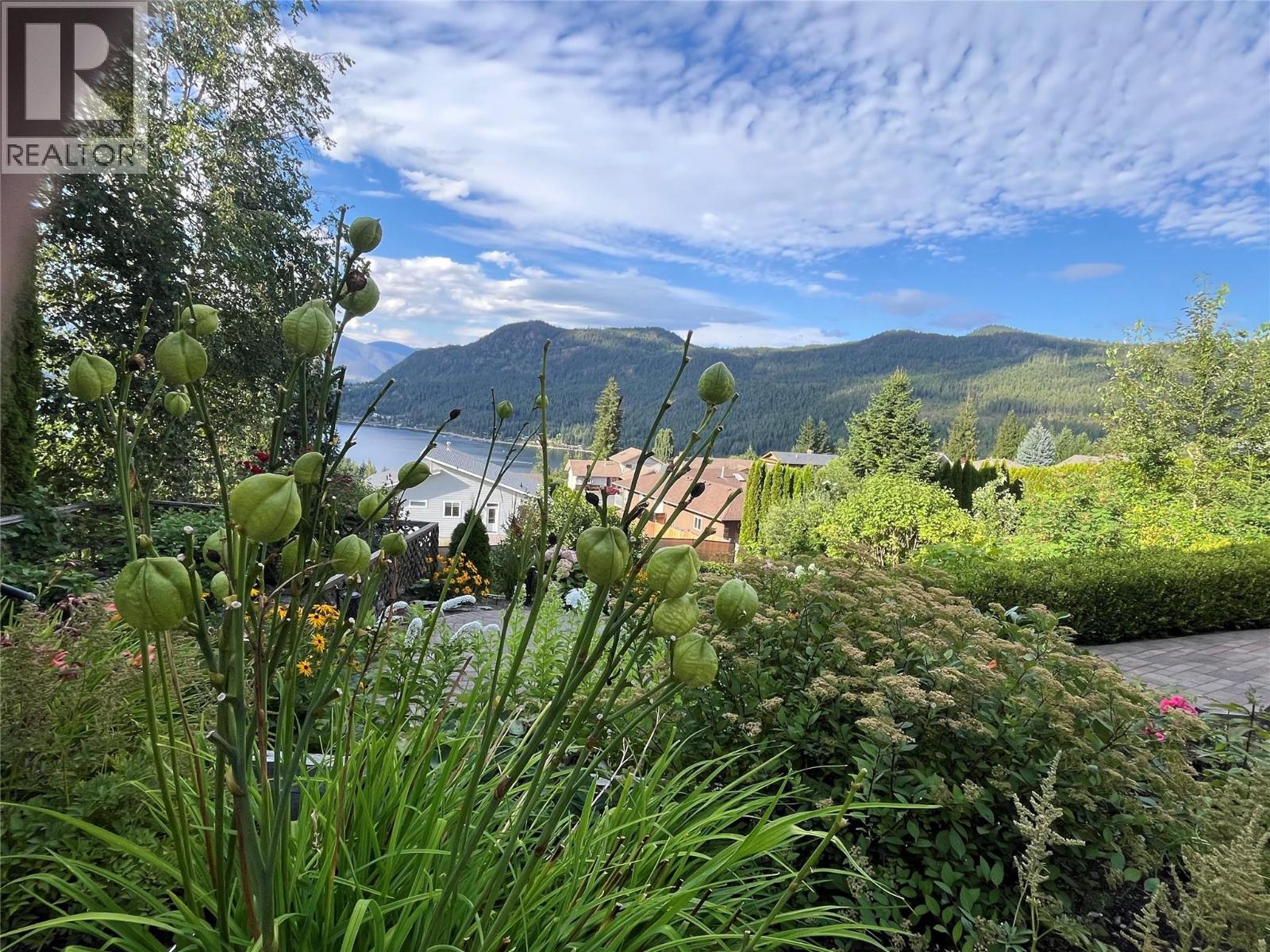 2595 Golf Course Drive, Blind Bay, British Columbia  V0E 1H2 - Photo 57 - 10395135