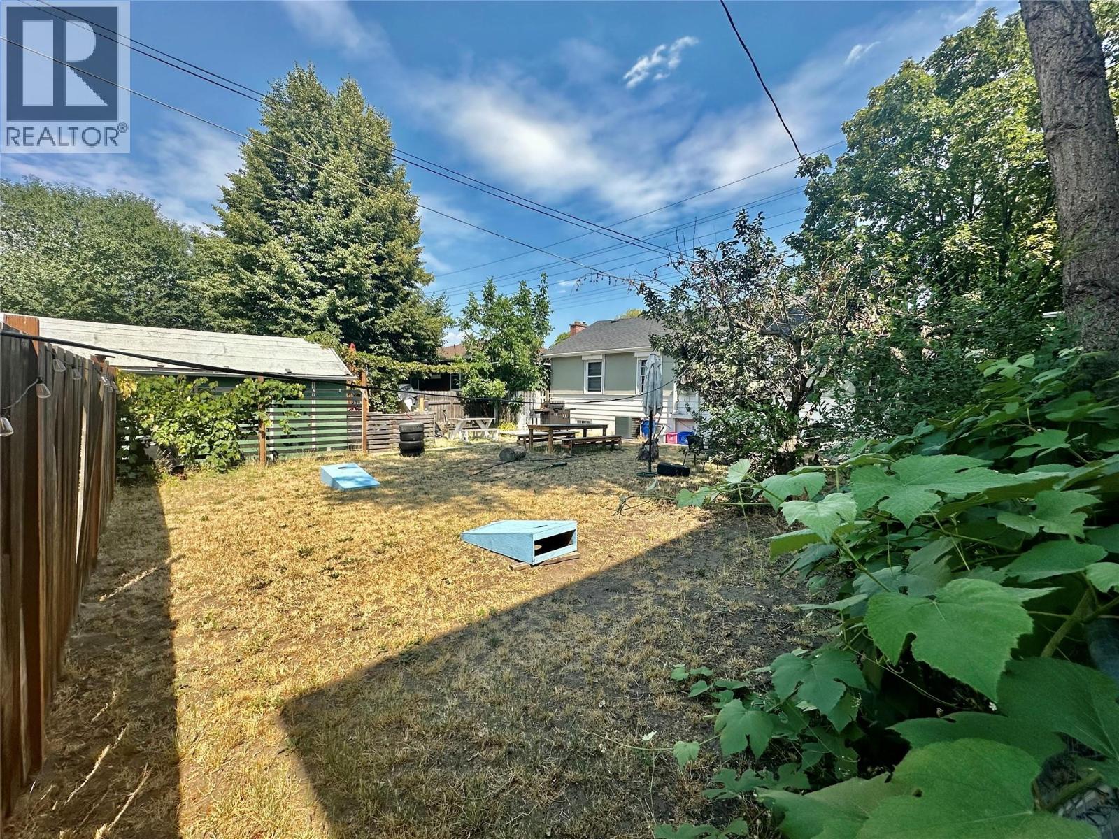 2038 Richter Street, Kelowna, British Columbia  V1Y 2N5 - Photo 11 - 10394176