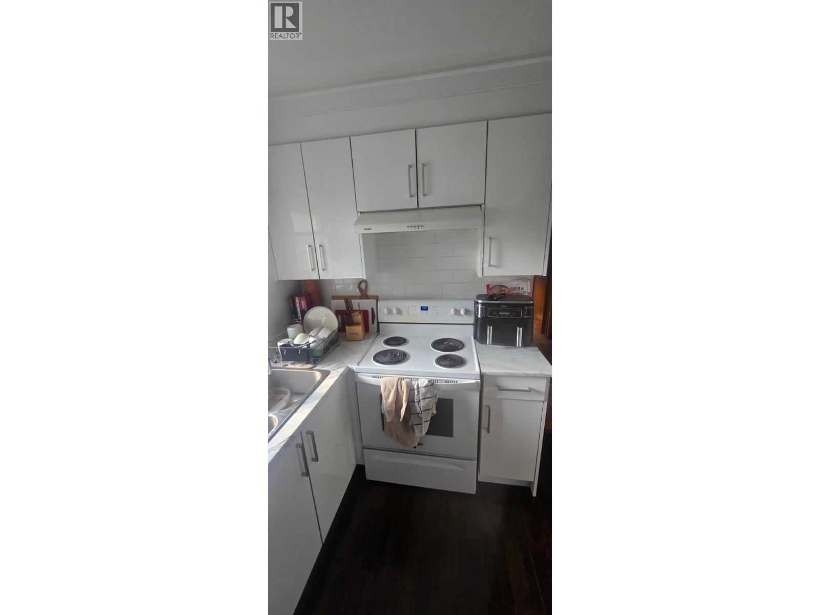 2038 Richter Street, Kelowna, British Columbia  V1Y 2N5 - Photo 18 - 10394176