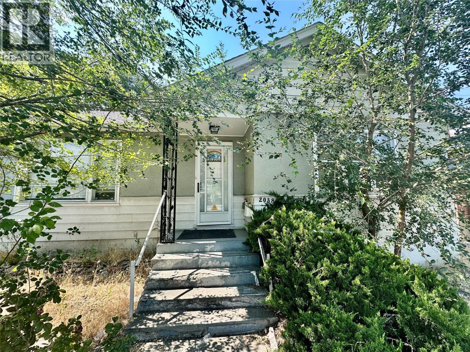 2038 Richter Street, Kelowna, British Columbia  V1Y 2N5 - Photo 8 - 10394176