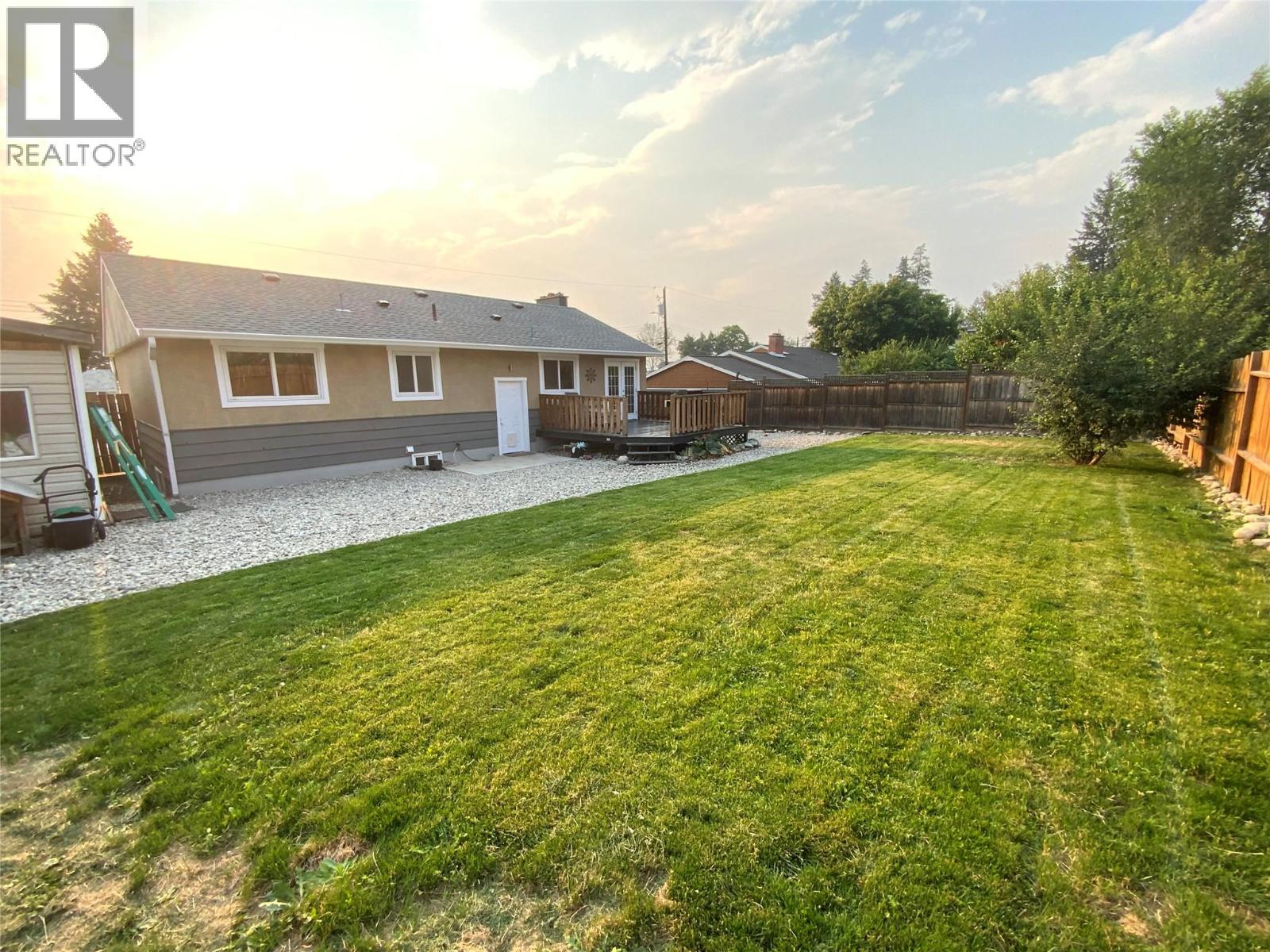1134 Woodlands Drive, Penticton, British Columbia  V2A 3Z6 - Photo 7 - 10396130