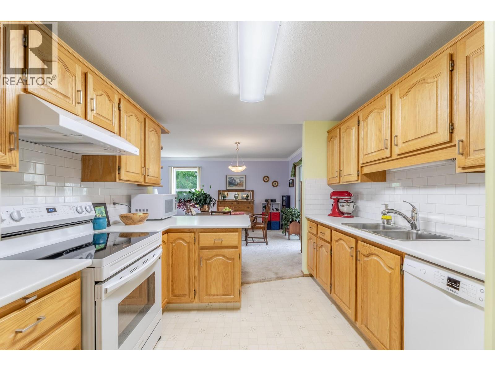 272 Green Avenue W Unit# 210, Penticton, British Columbia  V2A 3T2 - Photo 11 - 10396069