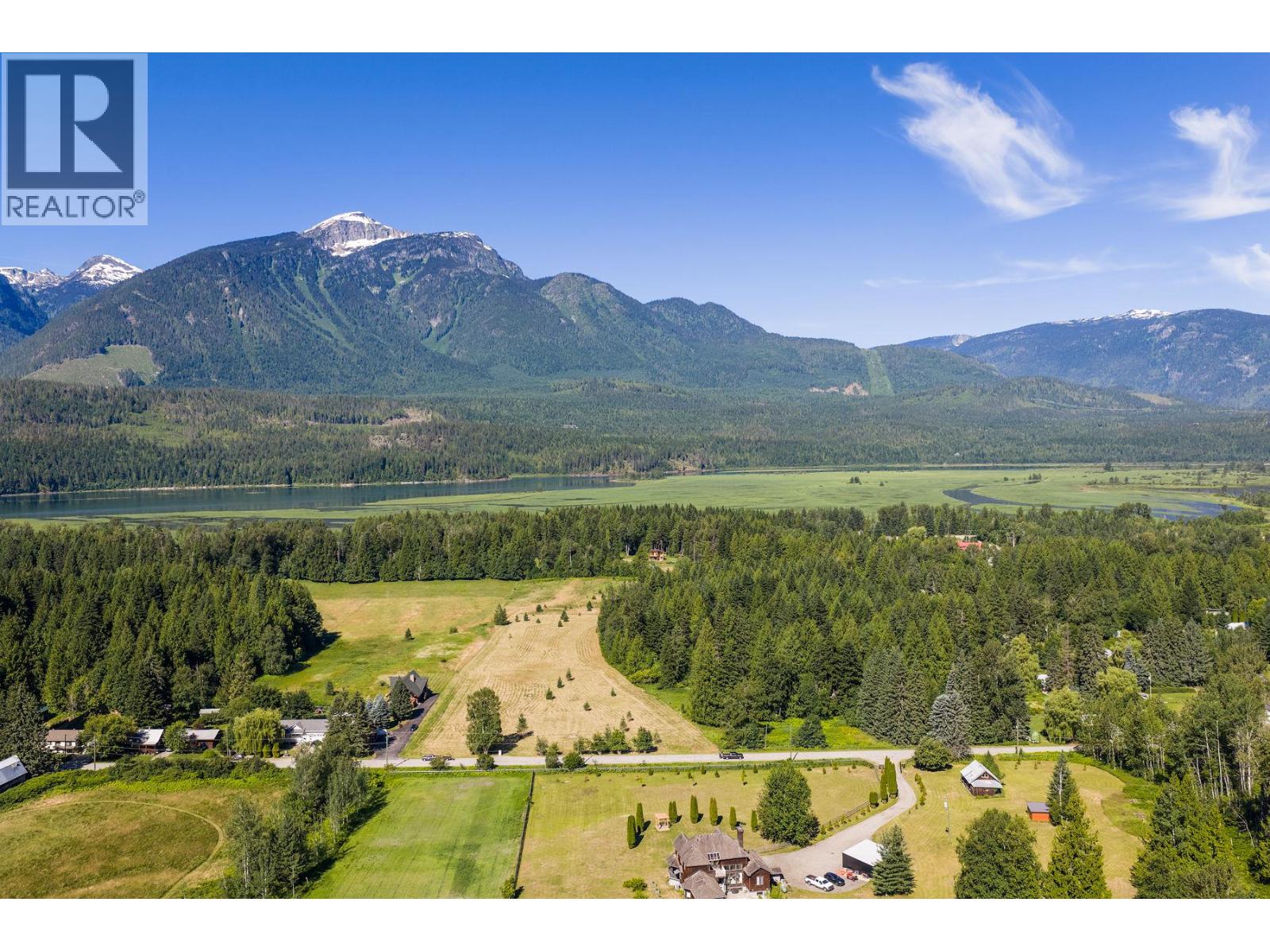 3309 Catherwood Road, Revelstoke, British Columbia  V0E 2S1 - Photo 15 - 10394067