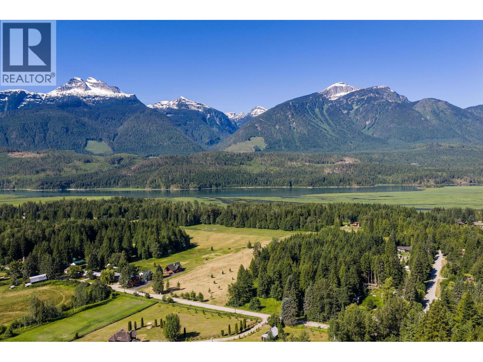 3309 Catherwood Road, Revelstoke, British Columbia  V0E 2S1 - Photo 16 - 10394067