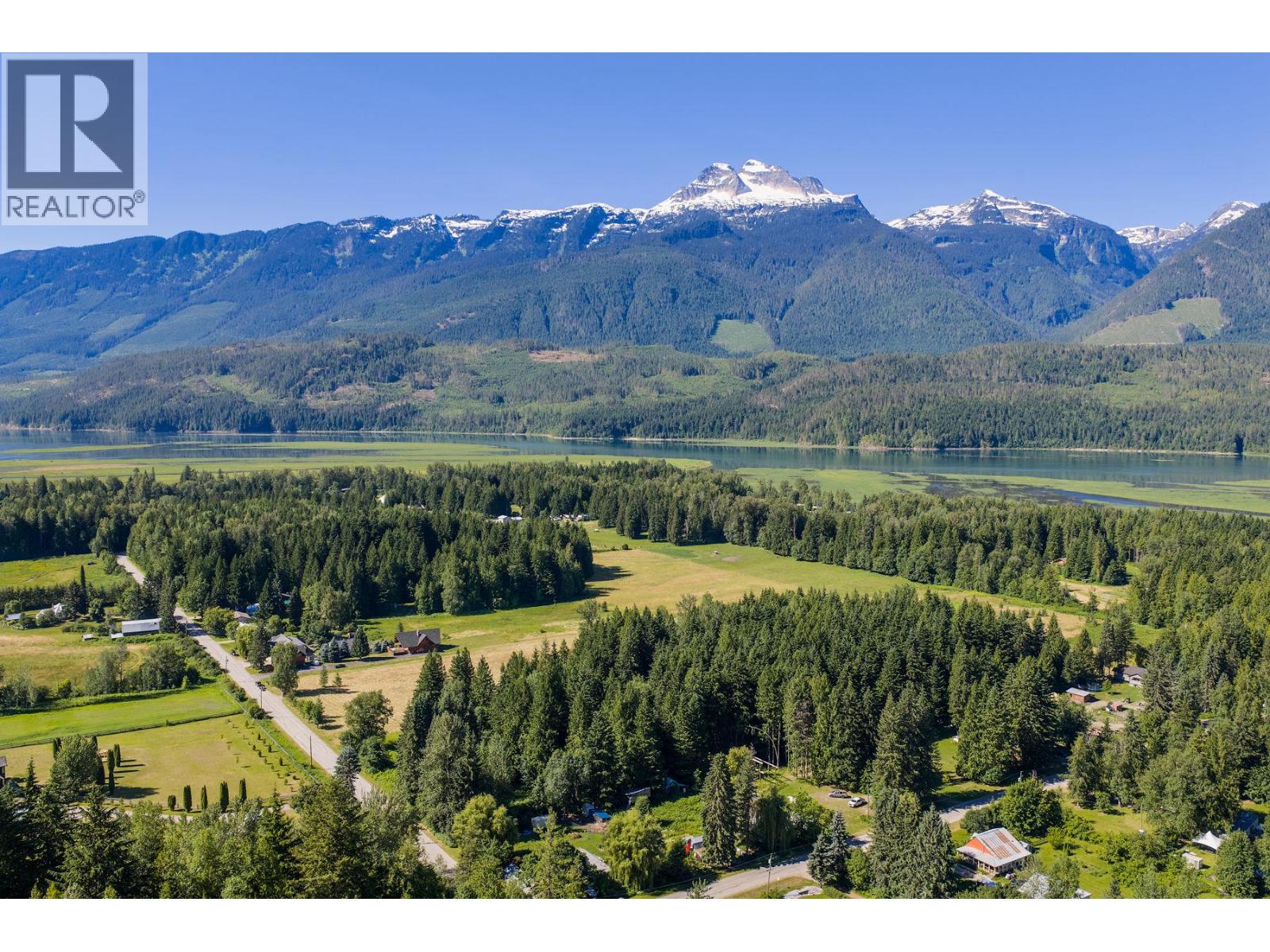 3309 Catherwood Road, Revelstoke, British Columbia  V0E 2S1 - Photo 19 - 10394067
