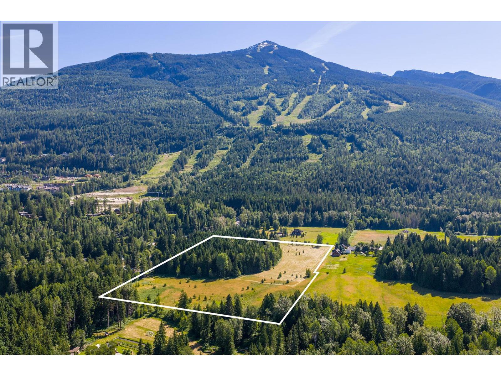 3309 Catherwood Road, Revelstoke, British Columbia  V0E 2S1 - Photo 4 - 10394067