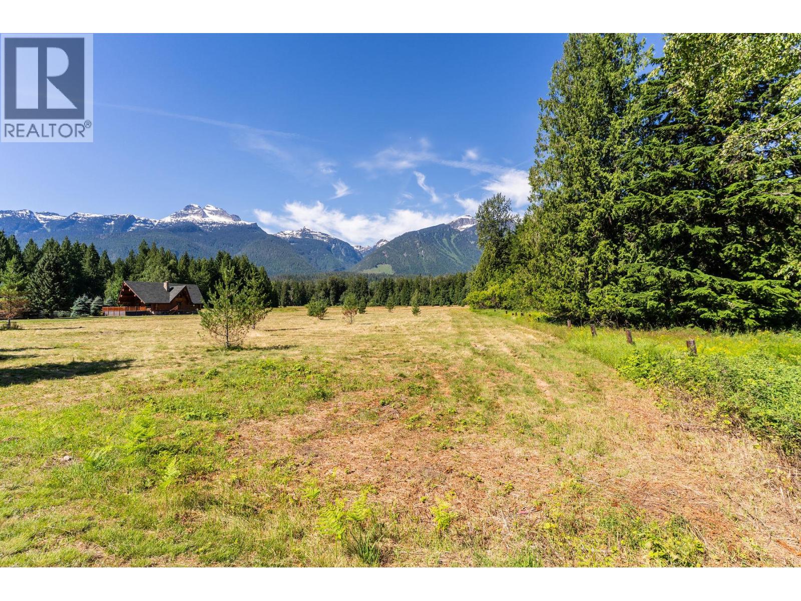 3309 Catherwood Road, Revelstoke, British Columbia  V0E 2S1 - Photo 5 - 10394067