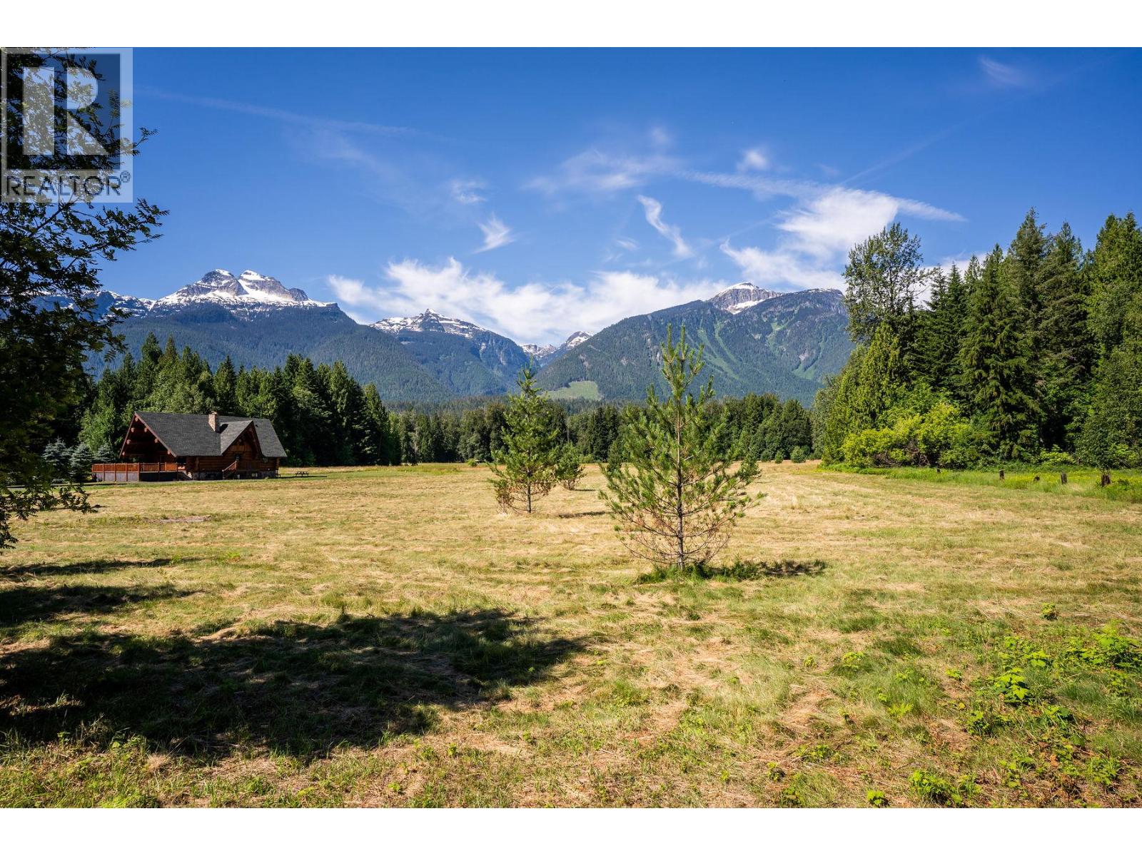3309 Catherwood Road, Revelstoke, British Columbia  V0E 2S1 - Photo 7 - 10394067