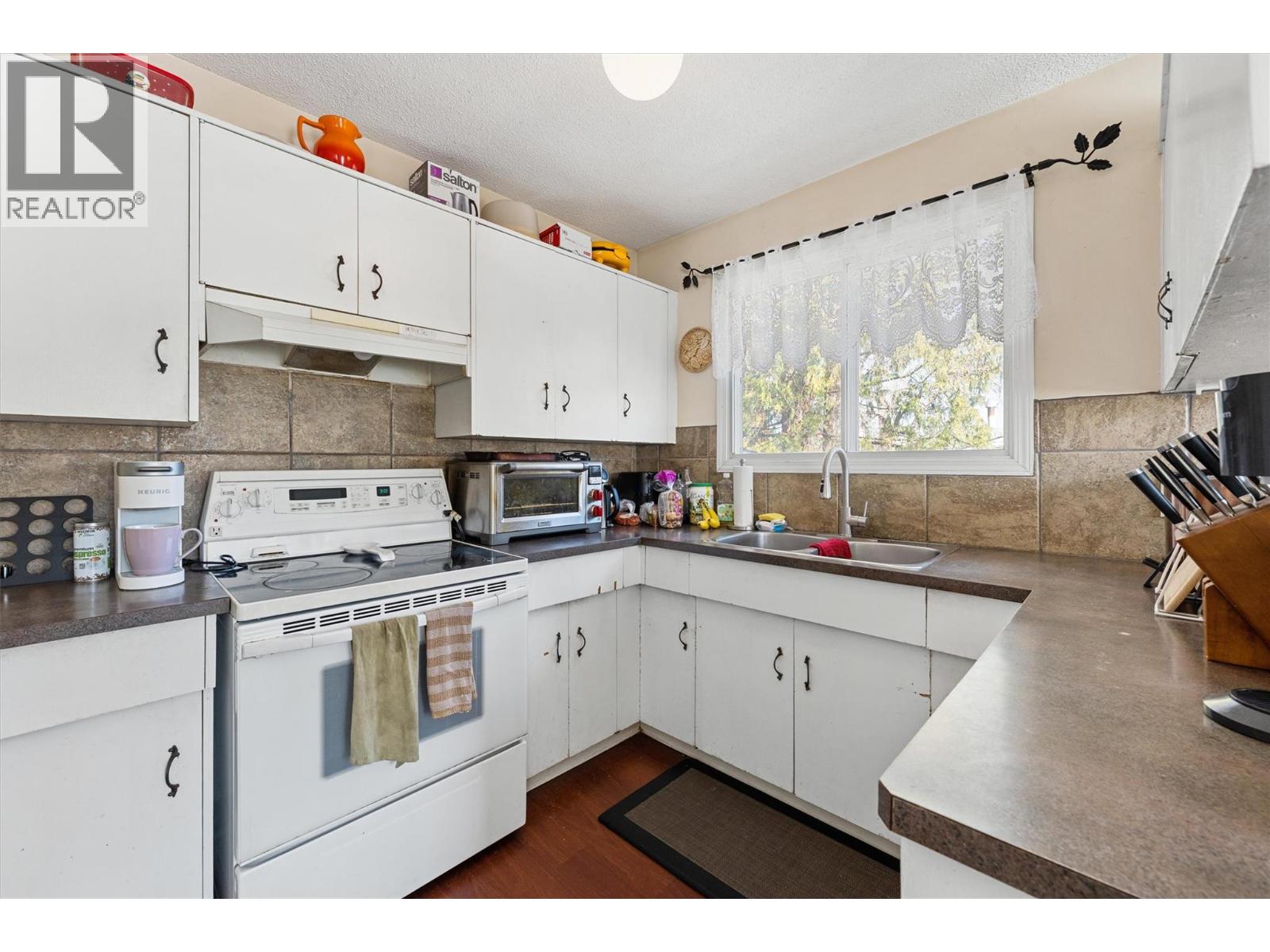 600 - 602 Rutland Road S, Kelowna, British Columbia  V1X 3A3 - Photo 9 - 10396176