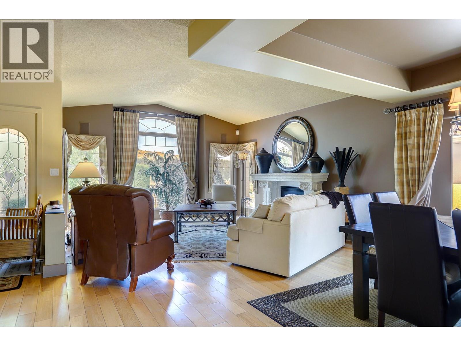301 Country Estate Place, Vernon, British Columbia  V1B 2W7 - Photo 8 - 10395612