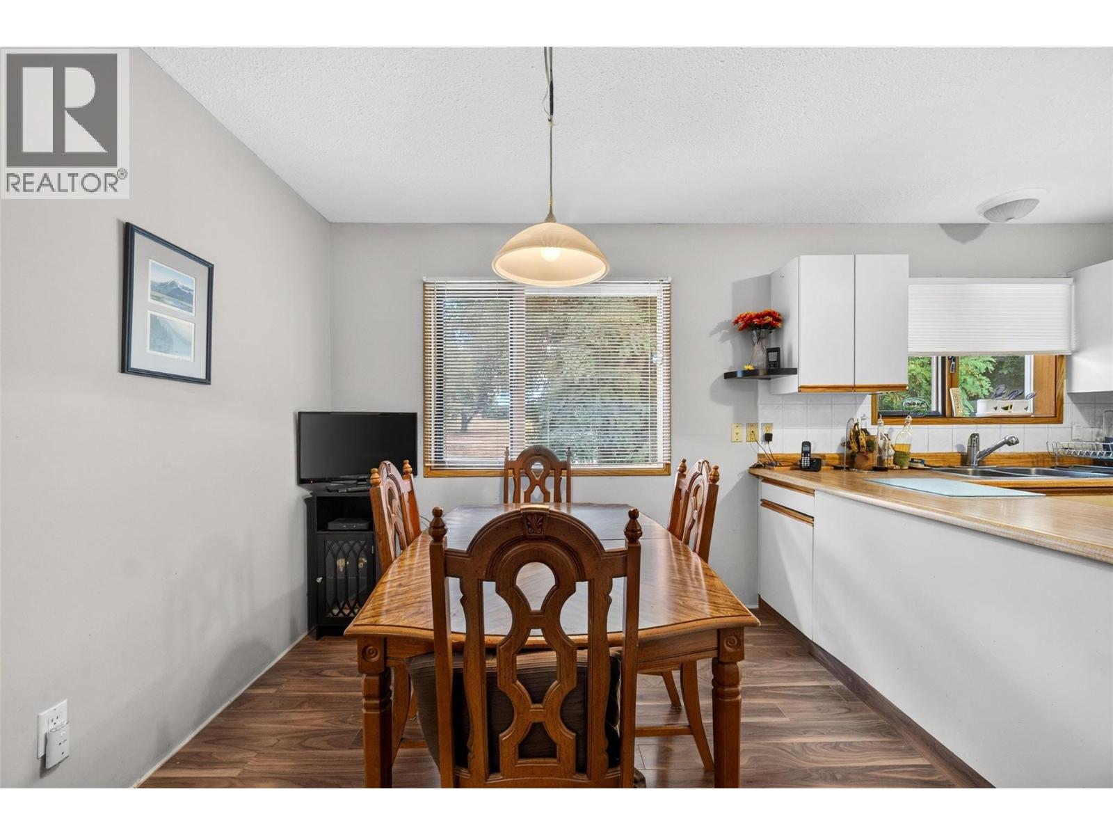 341 2 Street Se, Salmon Arm, British Columbia  V1E 4H3 - Photo 12 - 10396120