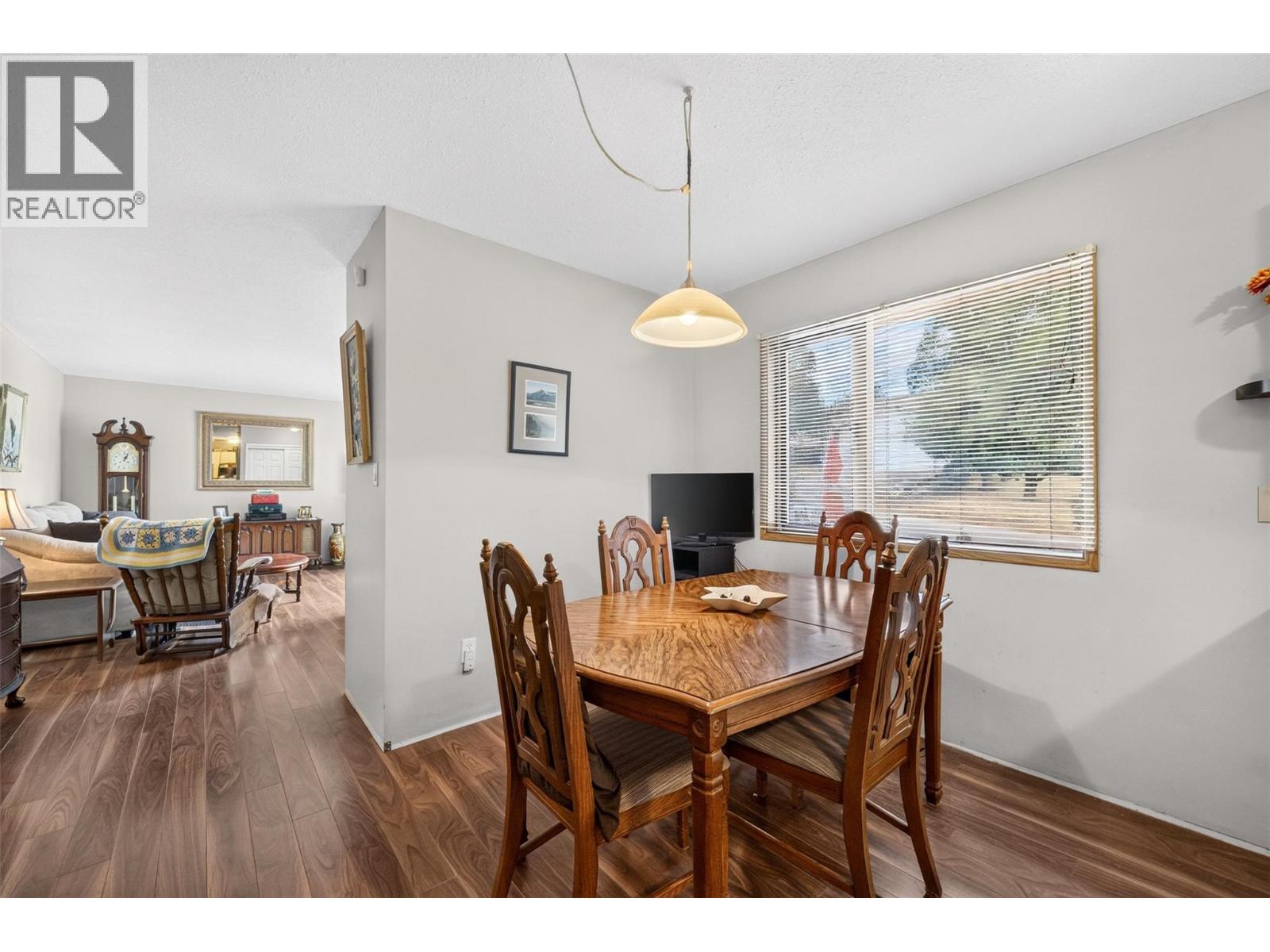 341 2 Street Se, Salmon Arm, British Columbia  V1E 4H3 - Photo 13 - 10396120