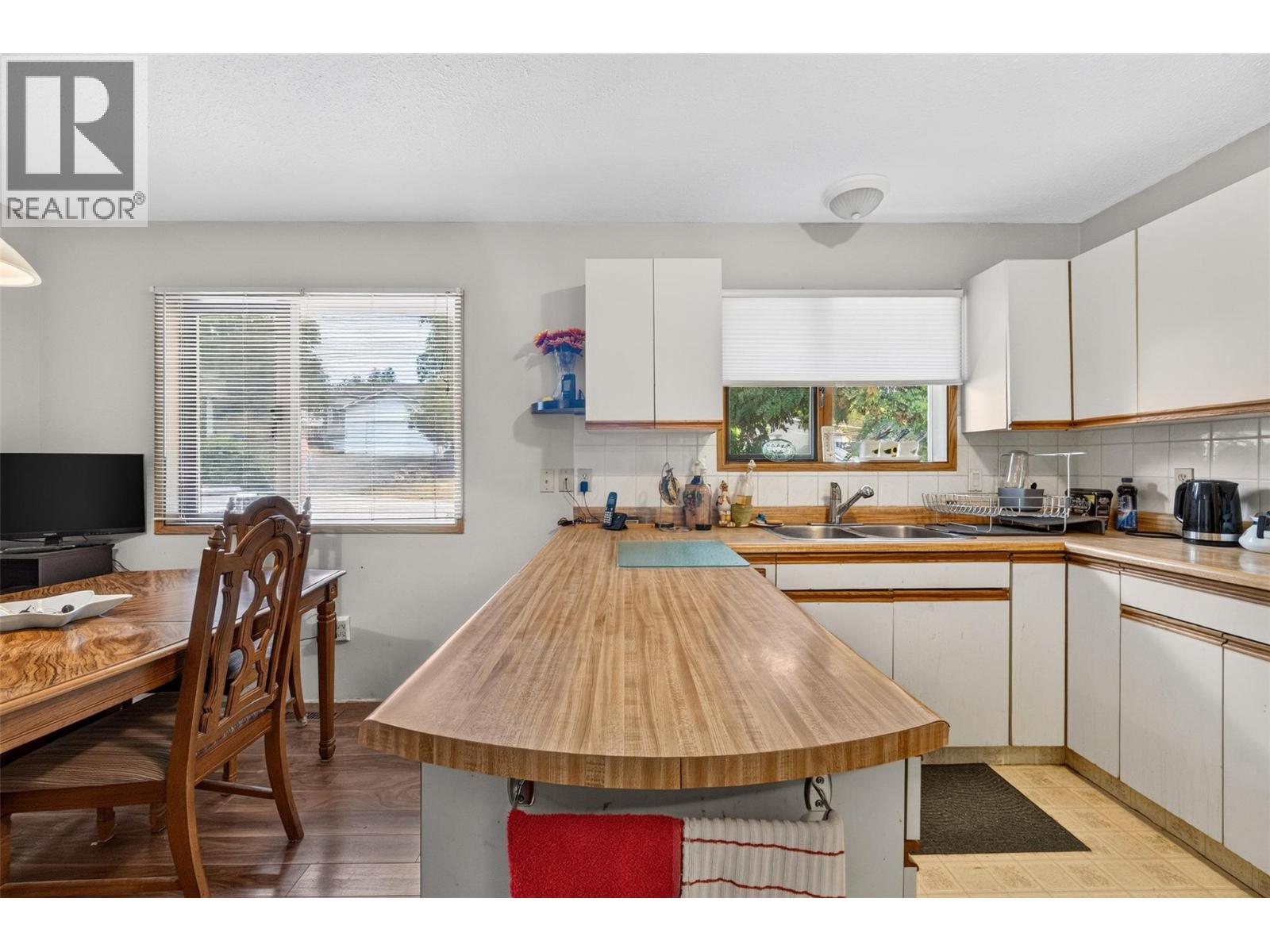 341 2 Street Se, Salmon Arm, British Columbia  V1E 4H3 - Photo 15 - 10396120