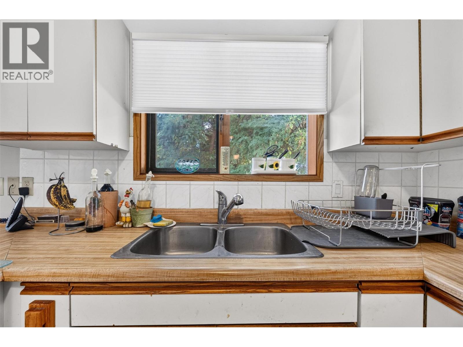341 2 Street Se, Salmon Arm, British Columbia  V1E 4H3 - Photo 17 - 10396120