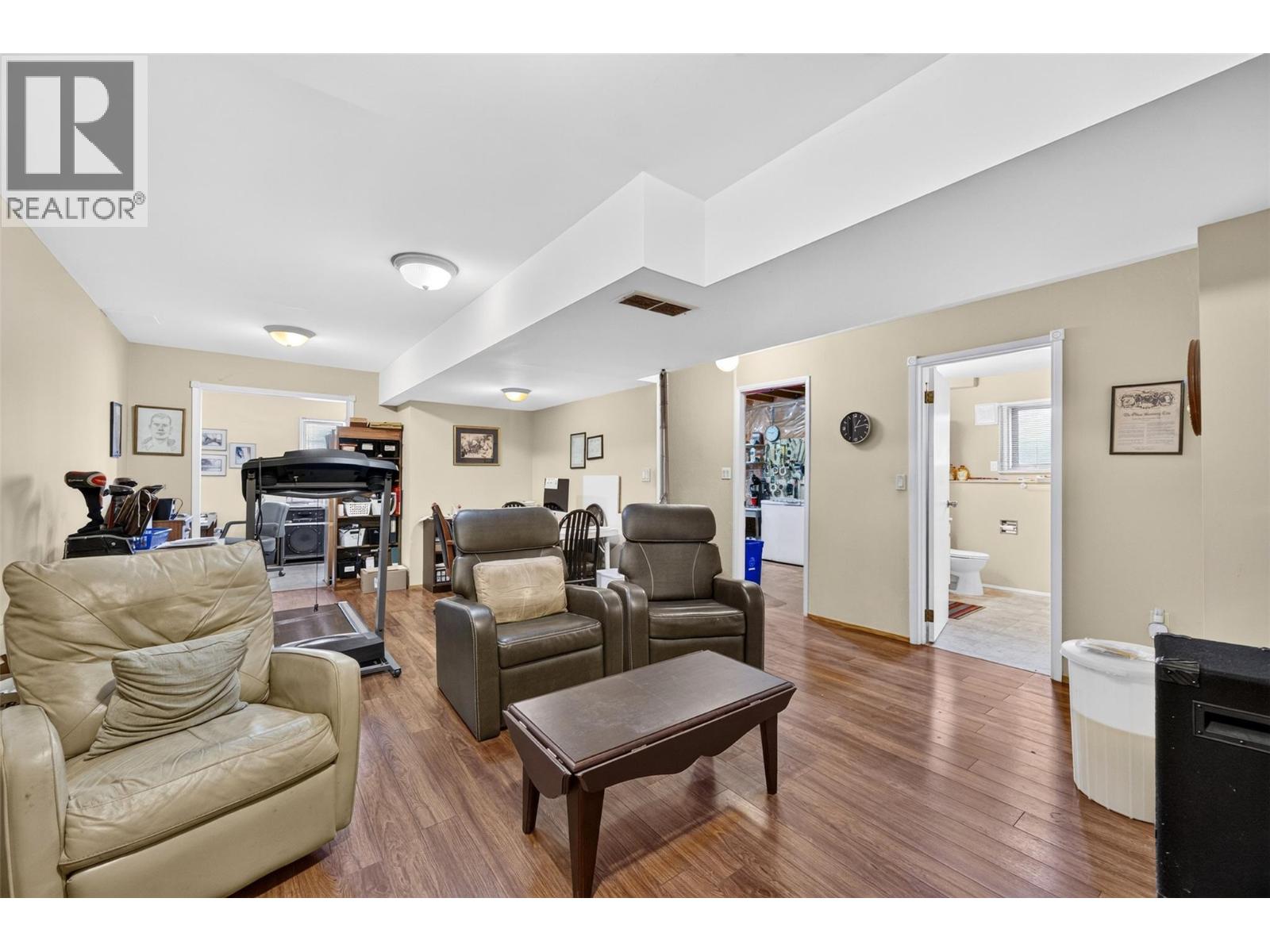 341 2 Street Se, Salmon Arm, British Columbia  V1E 4H3 - Photo 26 - 10396120