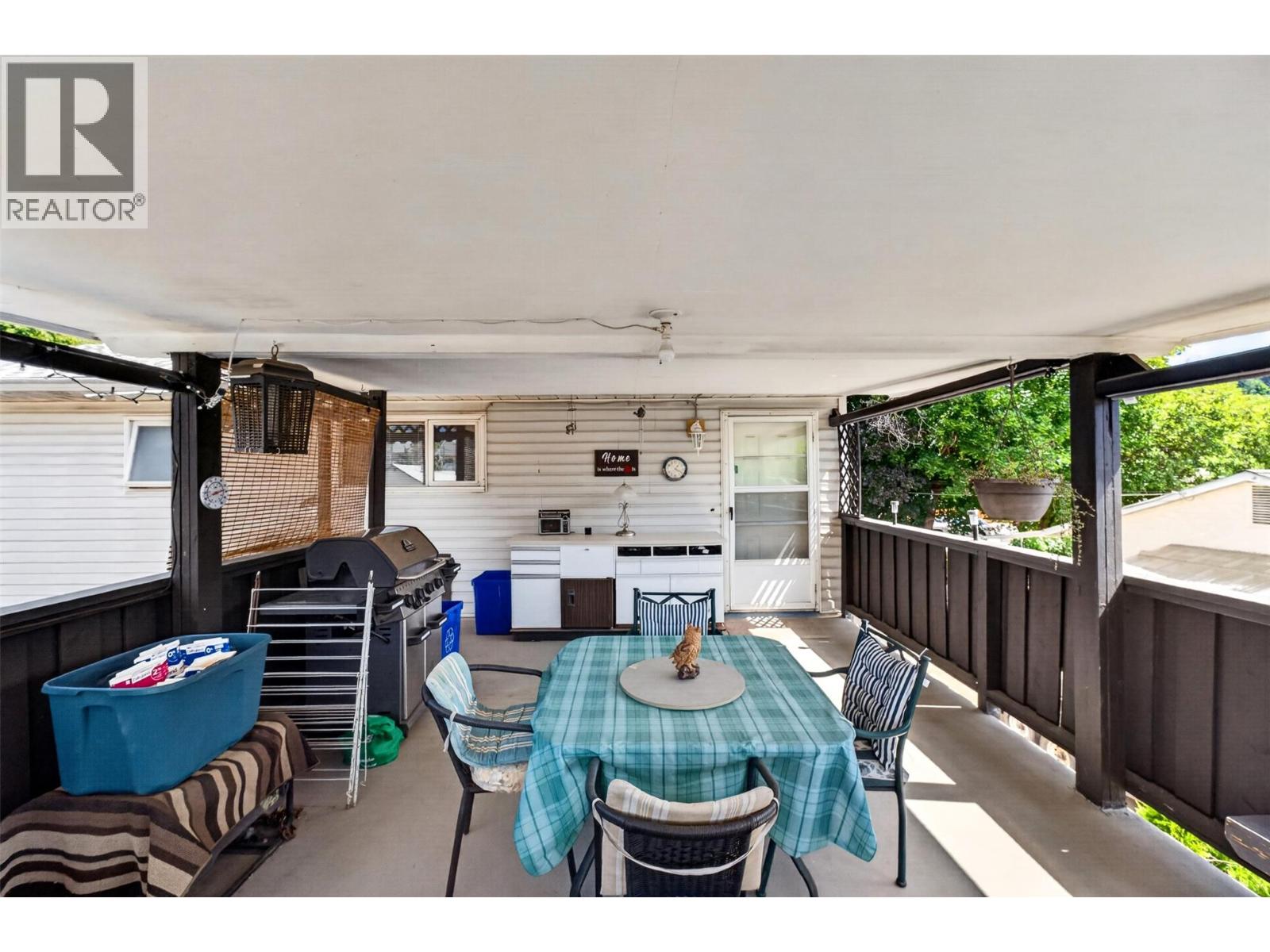 341 2 Street Se, Salmon Arm, British Columbia  V1E 4H3 - Photo 37 - 10396120