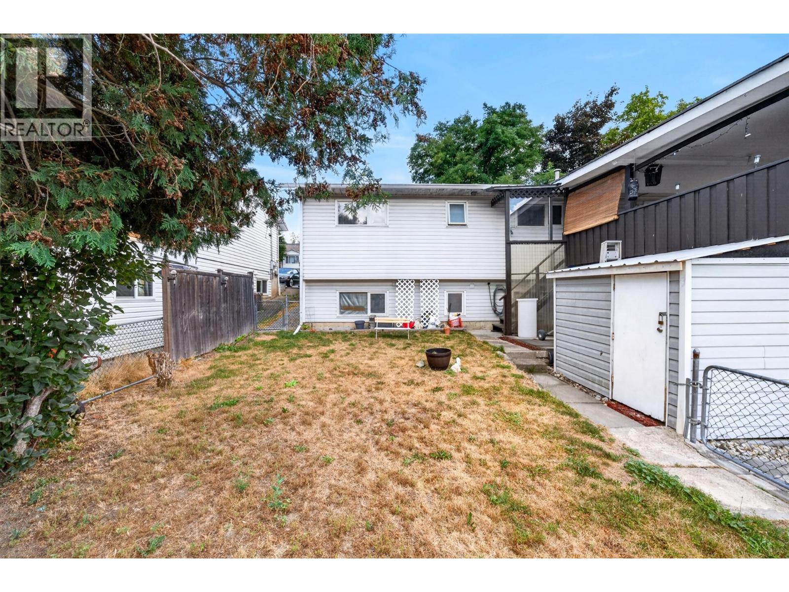 341 2 Street Se, Salmon Arm, British Columbia  V1E 4H3 - Photo 45 - 10396120