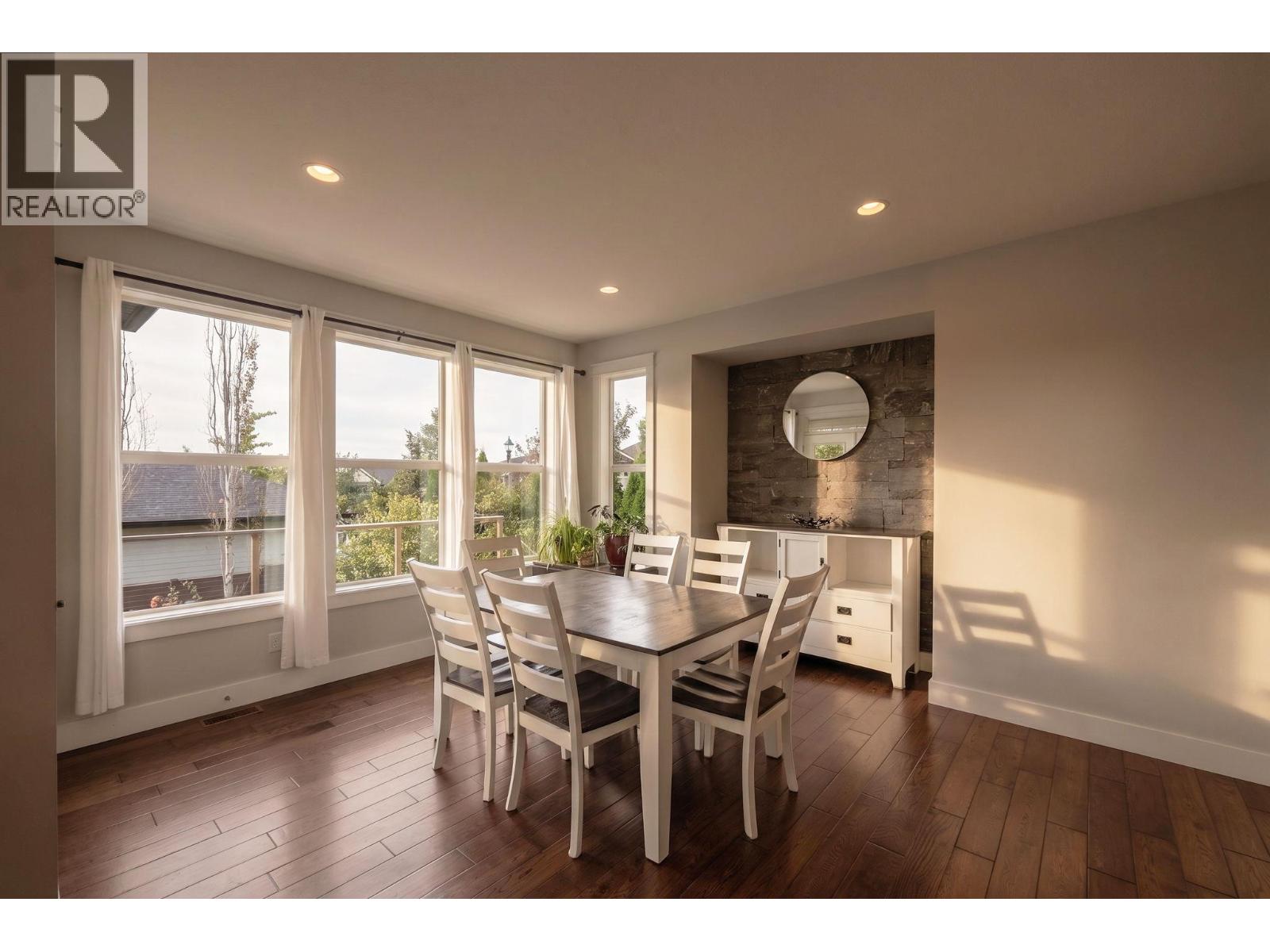 5765 Mountainside Drive, Kelowna, British Columbia  V1W 5H2 - Photo 16 - 10396052