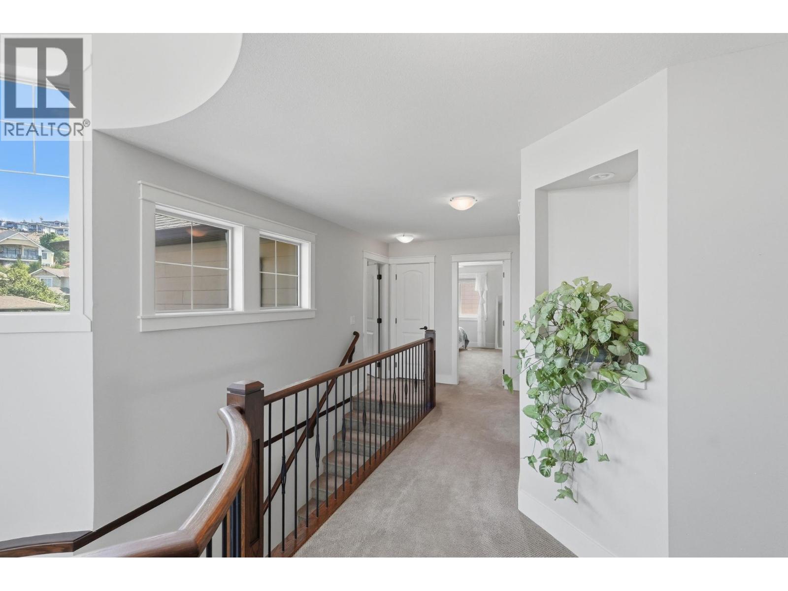 5765 Mountainside Drive, Kelowna, British Columbia  V1W 5H2 - Photo 47 - 10396052