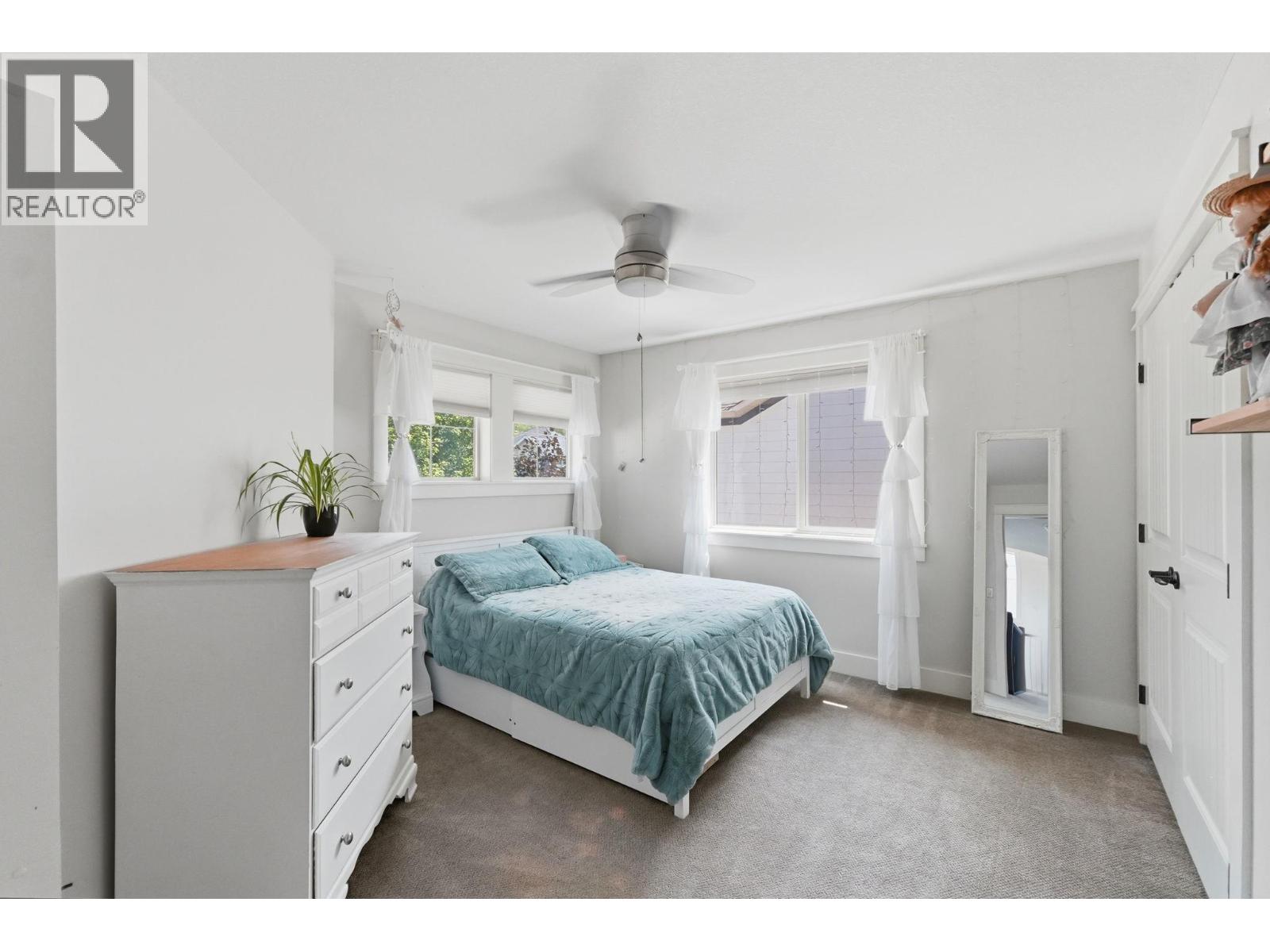 5765 Mountainside Drive, Kelowna, British Columbia  V1W 5H2 - Photo 60 - 10396052
