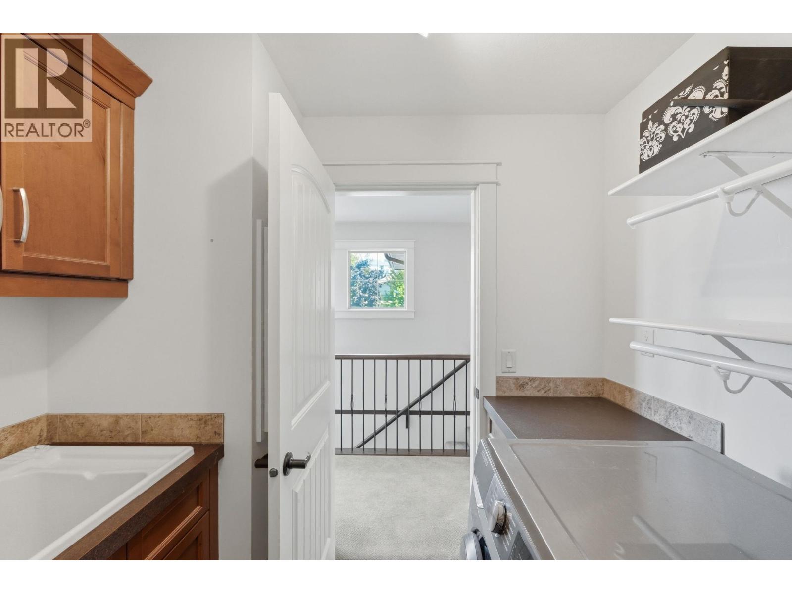 5765 Mountainside Drive, Kelowna, British Columbia  V1W 5H2 - Photo 68 - 10396052