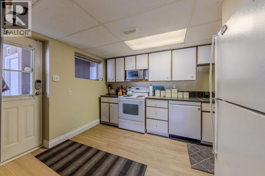 667 Cumberland Avenue, Kamloops, British Columbia  V2B 1Z1 - Photo 18 - 10395945