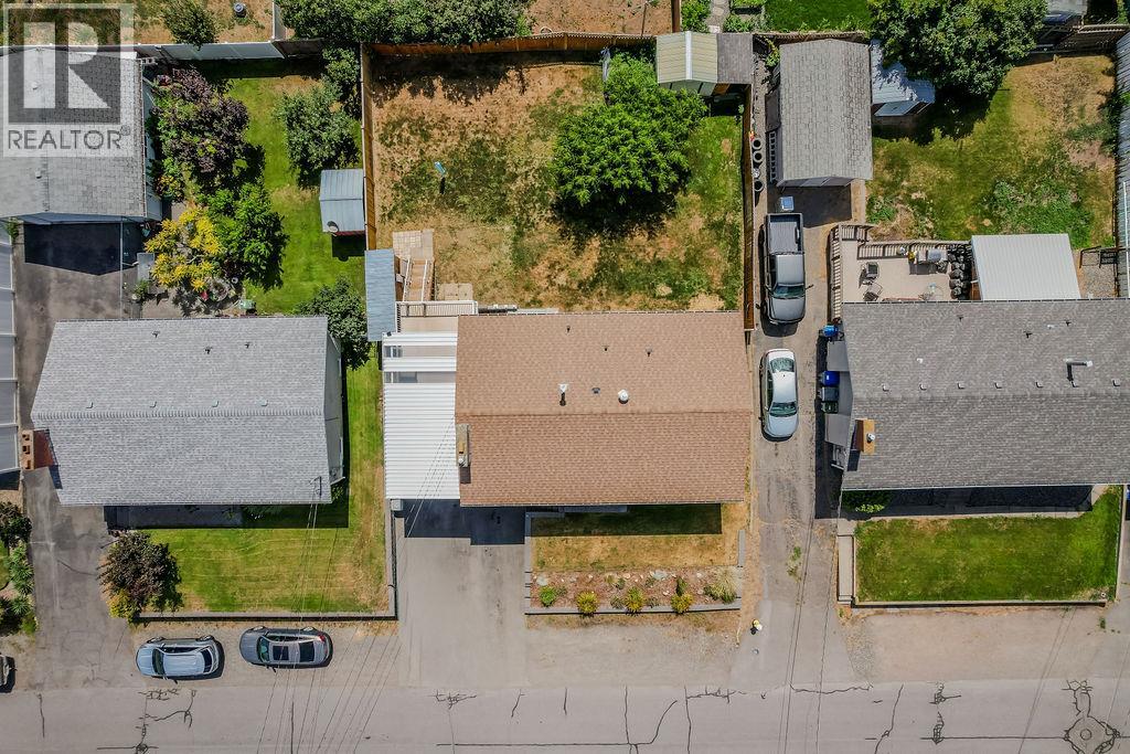 667 Cumberland Avenue, Kamloops, British Columbia  V2B 1Z1 - Photo 34 - 10395945