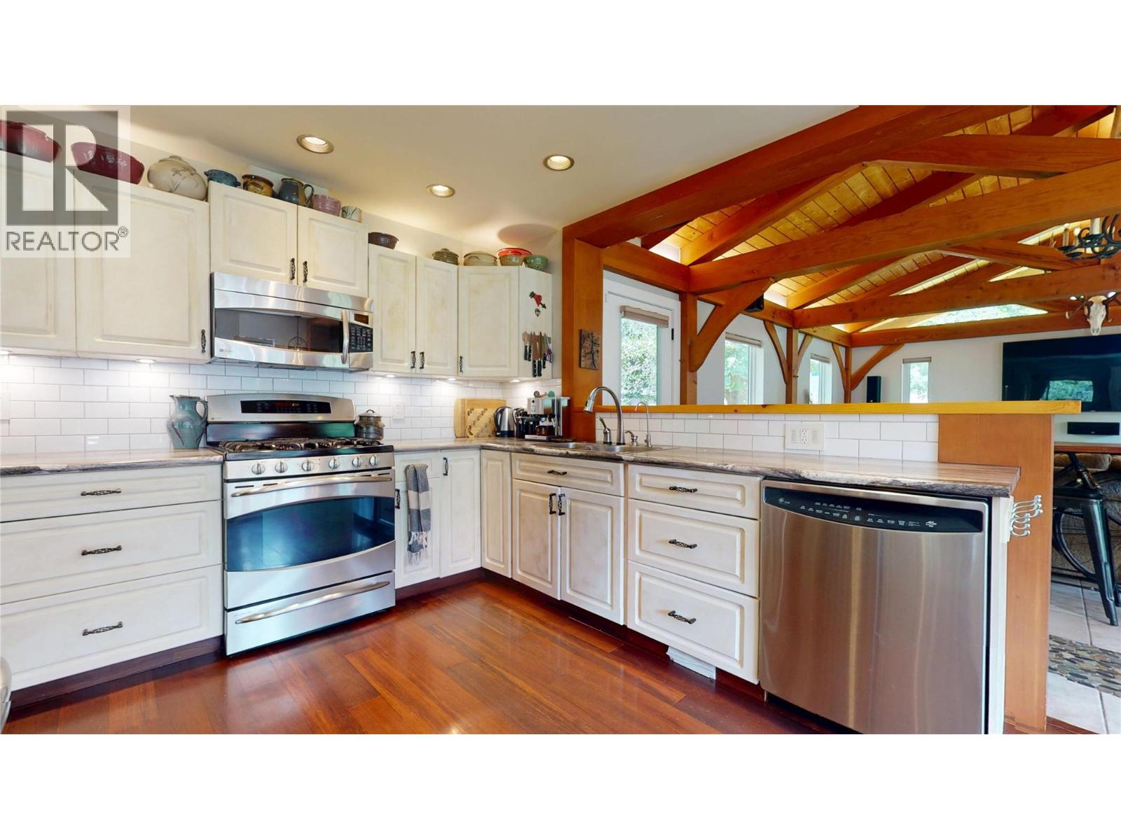 4200 Wilks Road, Cranbrook, British Columbia  V1C 6S9 - Photo 12 - 10396218