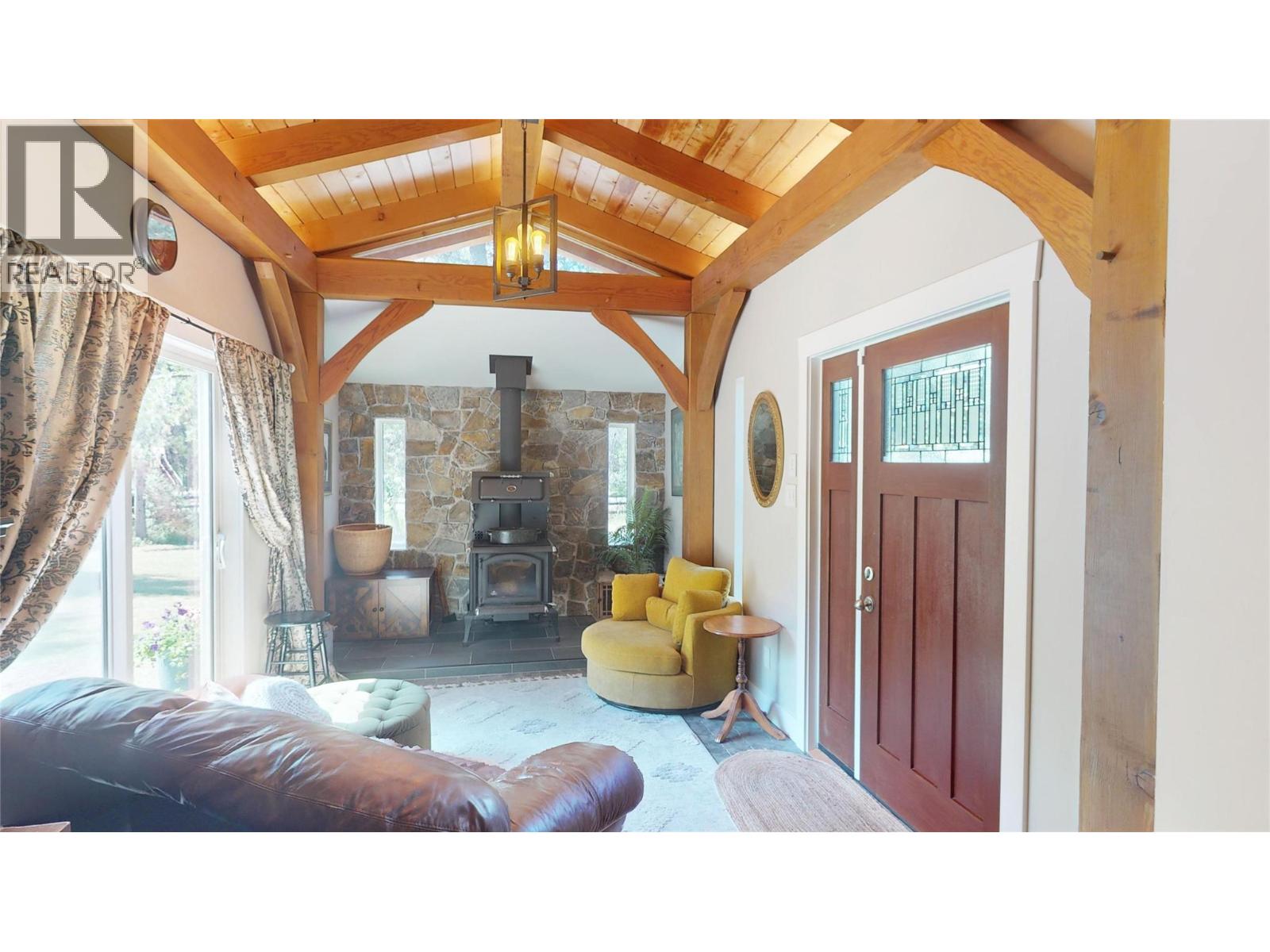 4200 Wilks Road, Cranbrook, British Columbia  V1C 6S9 - Photo 3 - 10396218