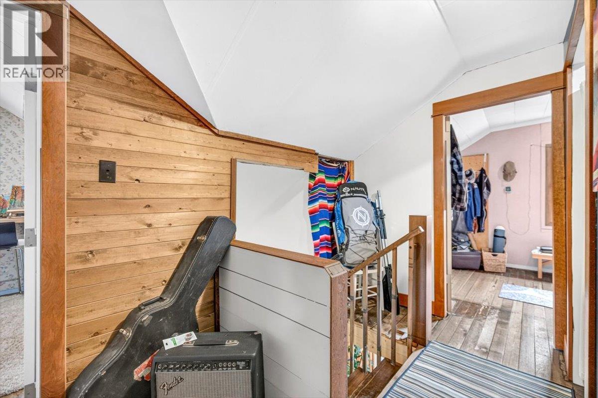 9832 Victoria Street, Fernie, British Columbia  V0B 1M5 - Photo 25 - 10396209
