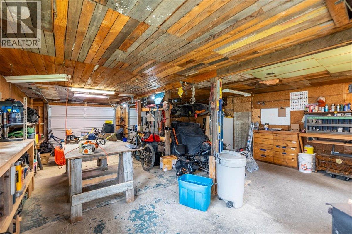 9832 Victoria Street, Fernie, British Columbia  V0B 1M5 - Photo 82 - 10396209