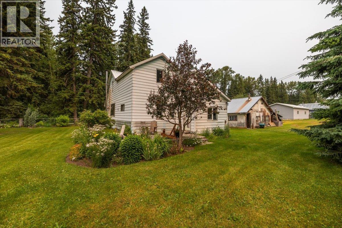 9832 Victoria Street, Fernie, British Columbia  V0B 1M5 - Photo 9 - 10396209
