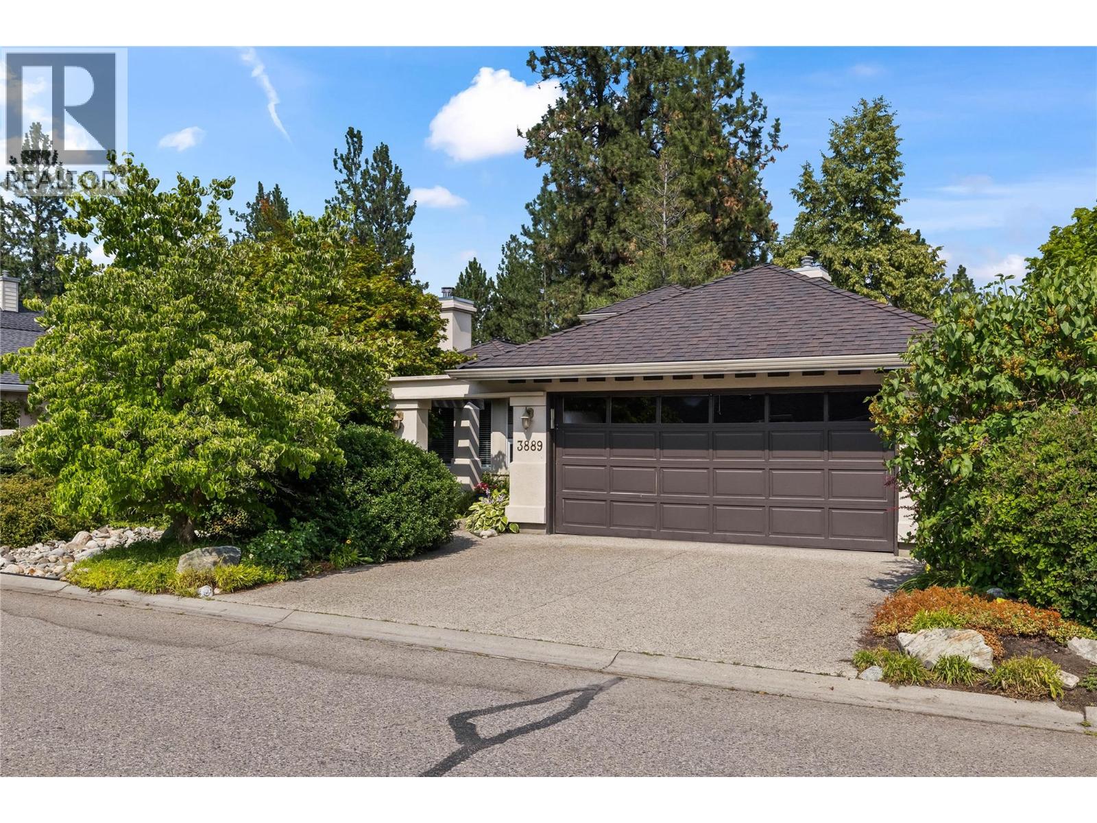 3889 Gallaghers Grange, Kelowna, British Columbia  V1W 3Z9 - Photo 1 - 10395844