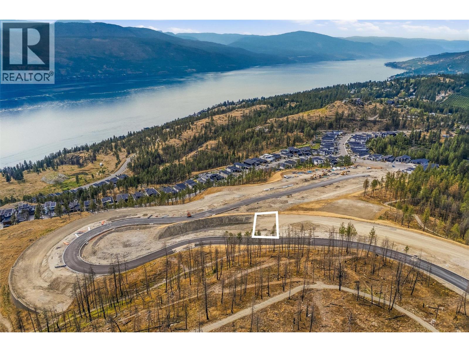 10380 Beacon Hill Drive, Lake Country, British Columbia  V4V 0A9 - Photo 1 - 10395478