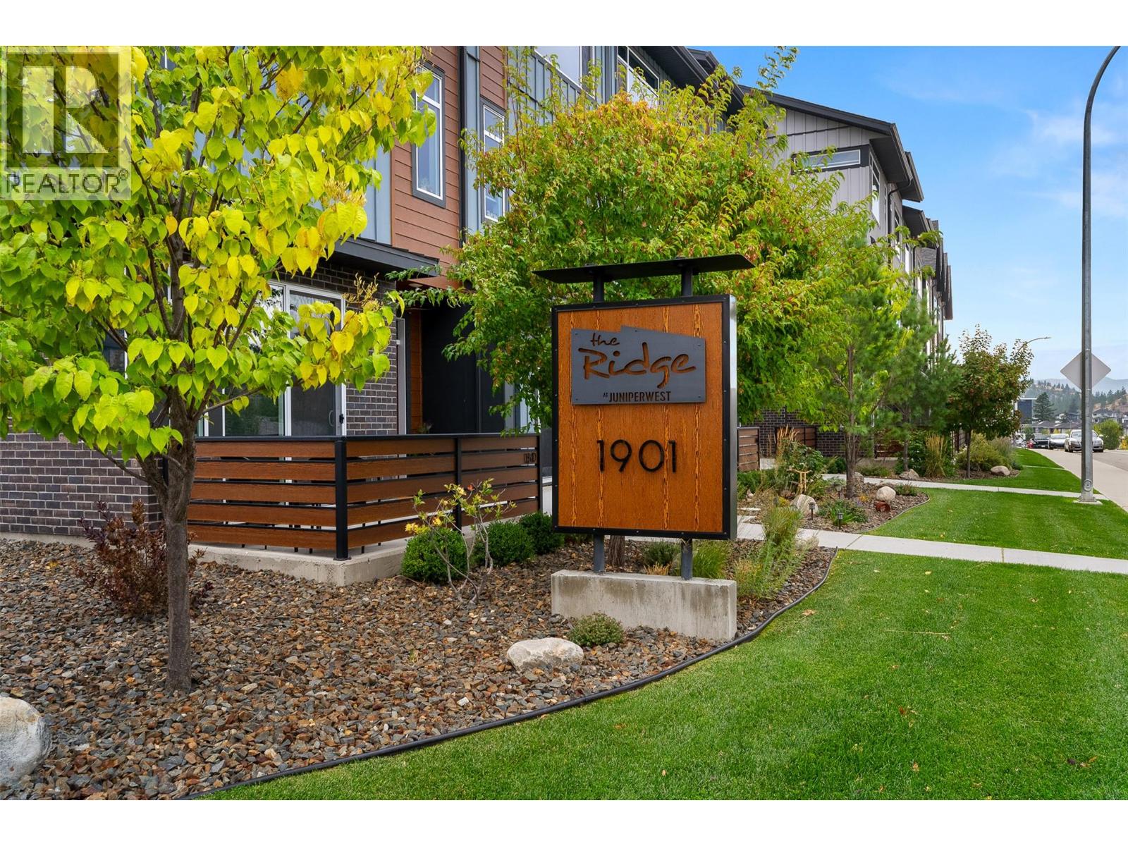 1901 Qu'appelle Boulevard Unit# 122, Kamloops, British Columbia  V2E 0C9 - Photo 1 - 10395902