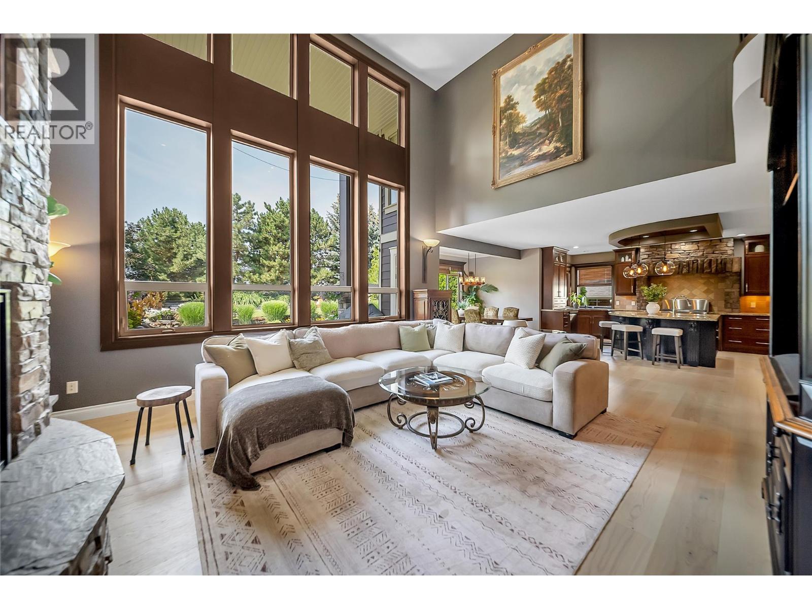 336 Quilchena Drive, Kelowna, British Columbia  V1W 4Y9 - Photo 5 - 10395828