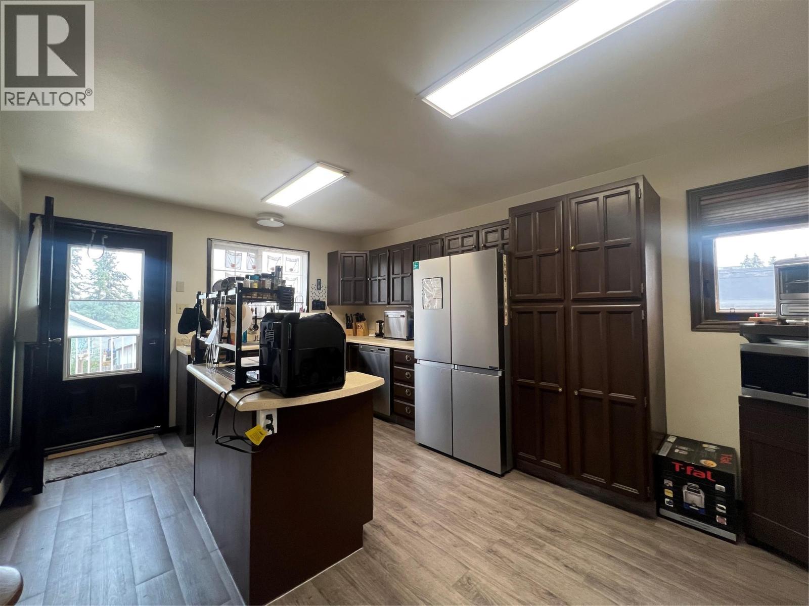 808 96 Avenue, Dawson Creek, British Columbia  V1G 1K7 - Photo 10 - 10396232