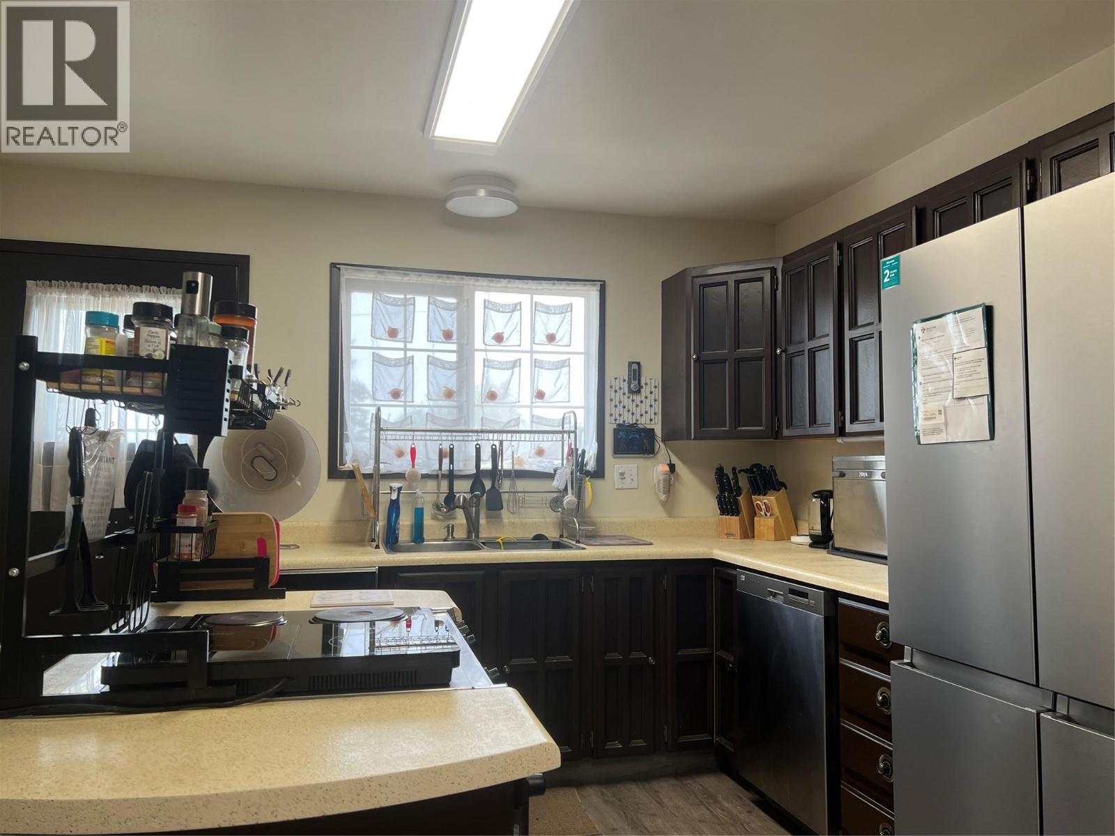 808 96 Avenue, Dawson Creek, British Columbia  V1G 1K7 - Photo 11 - 10396232