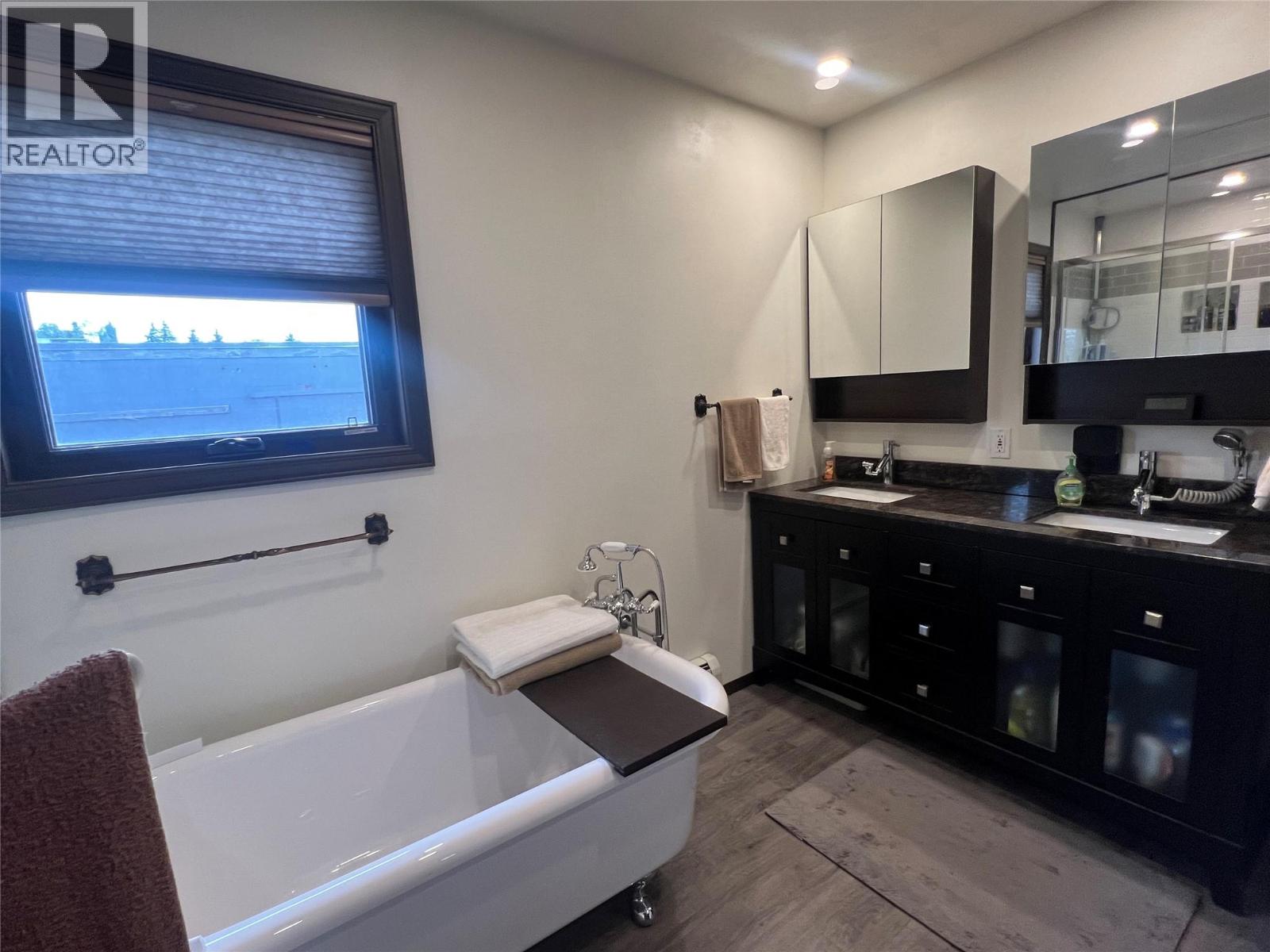 808 96 Avenue, Dawson Creek, British Columbia  V1G 1K7 - Photo 19 - 10396232