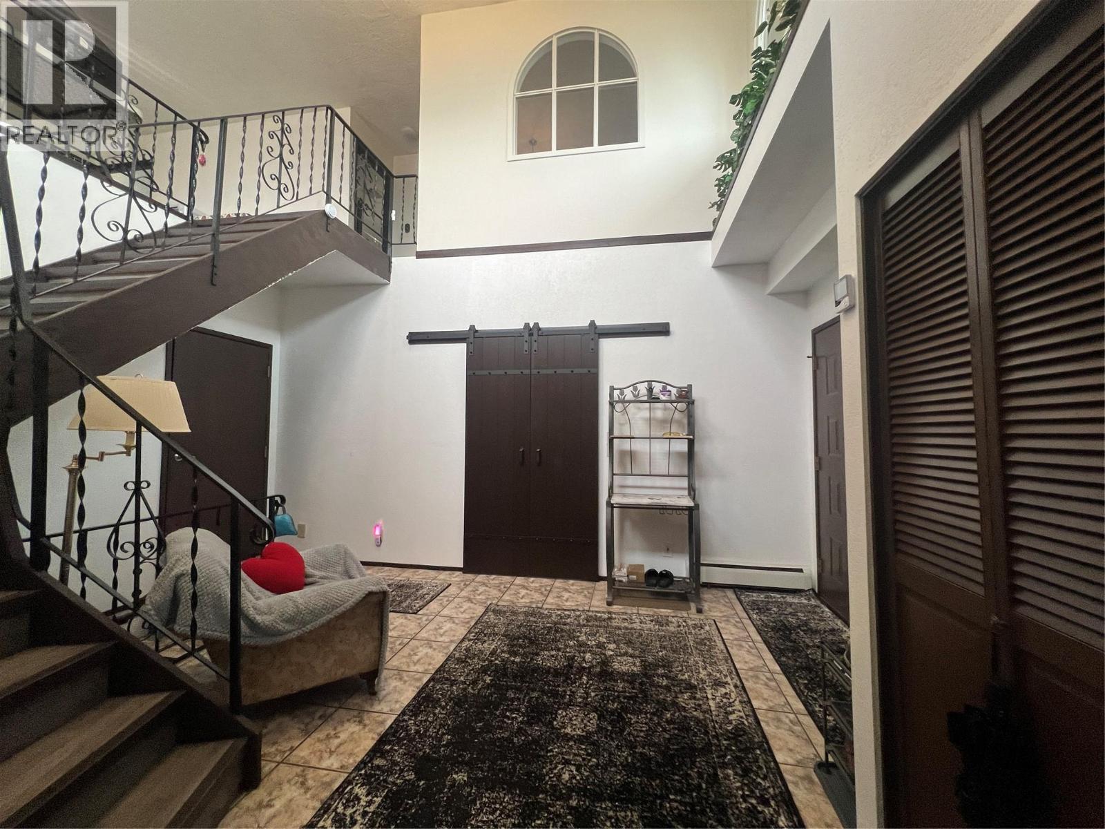 808 96 Avenue, Dawson Creek, British Columbia  V1G 1K7 - Photo 4 - 10396232