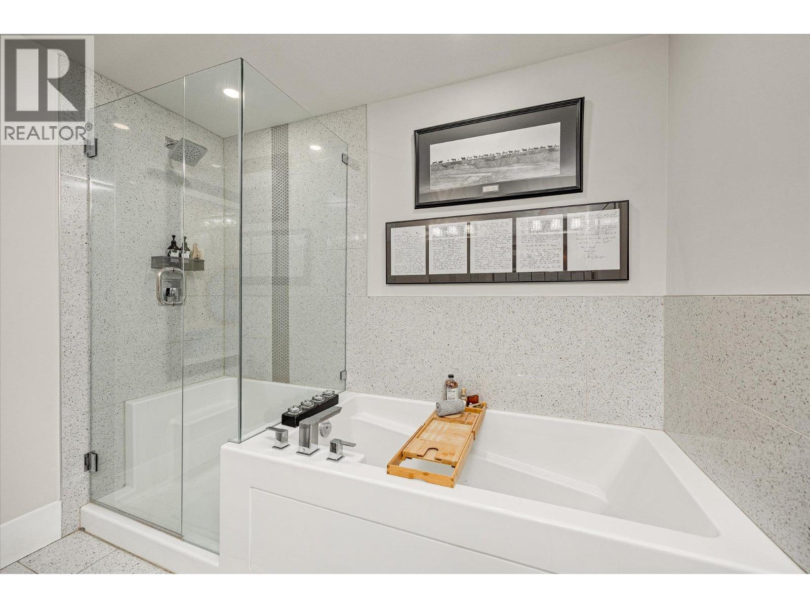 4000 Redstone Crescent Unit# 210, Peachland, British Columbia  V0H 1X5 - Photo 17 - 10396132