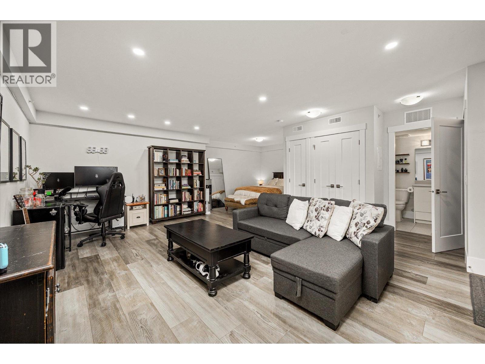 4000 Redstone Crescent Unit# 210, Peachland, British Columbia  V0H 1X5 - Photo 28 - 10396132