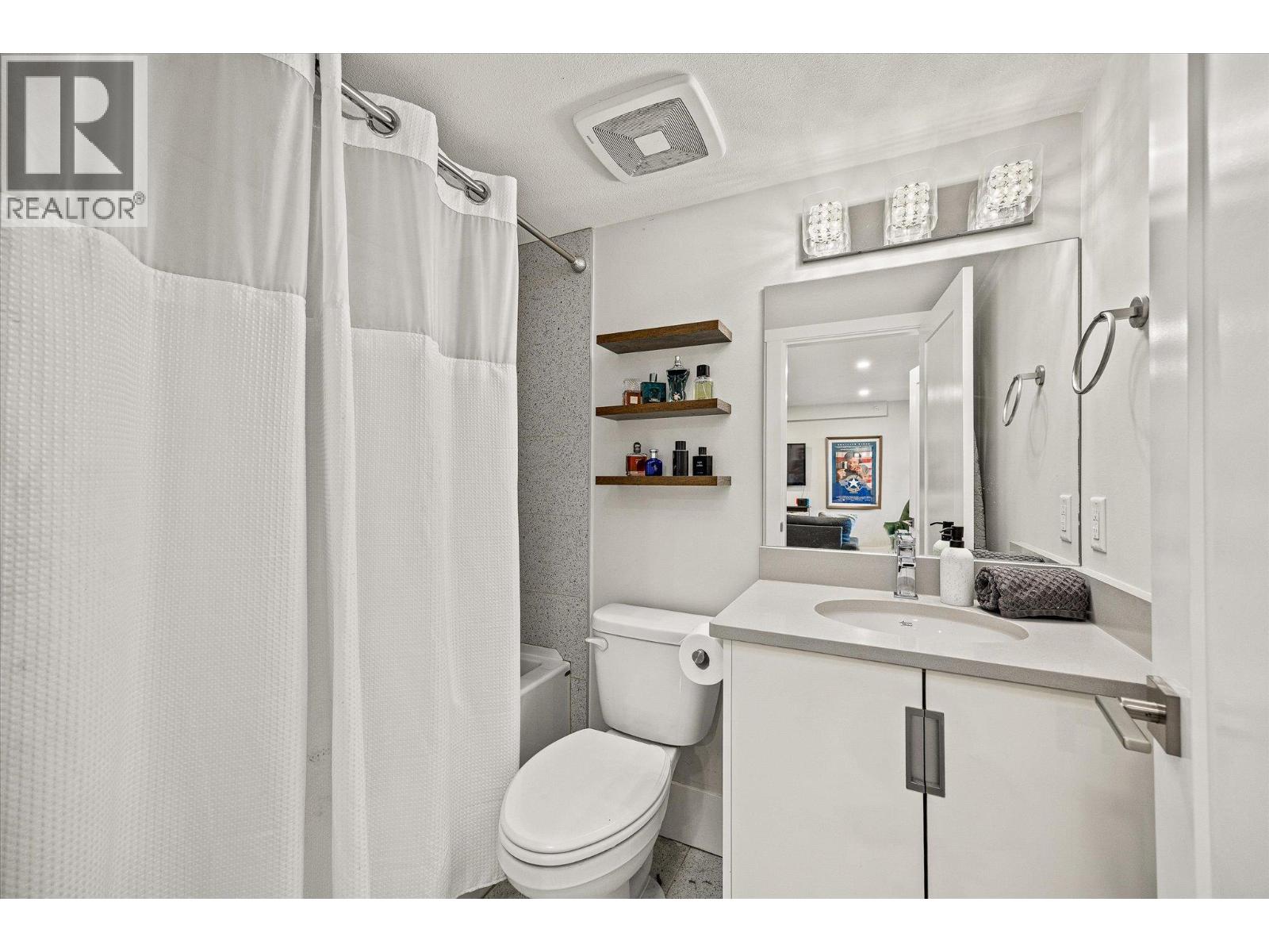 4000 Redstone Crescent Unit# 210, Peachland, British Columbia  V0H 1X5 - Photo 30 - 10396132