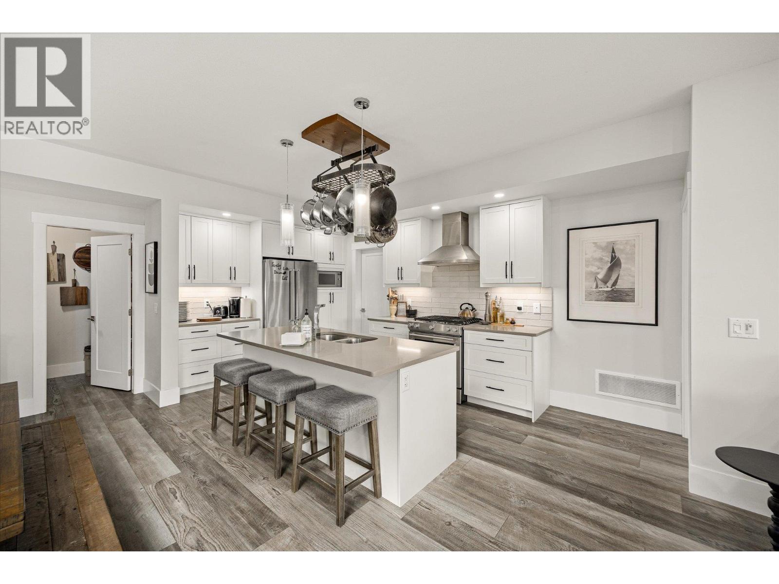 4000 Redstone Crescent Unit# 210, Peachland, British Columbia  V0H 1X5 - Photo 6 - 10396132