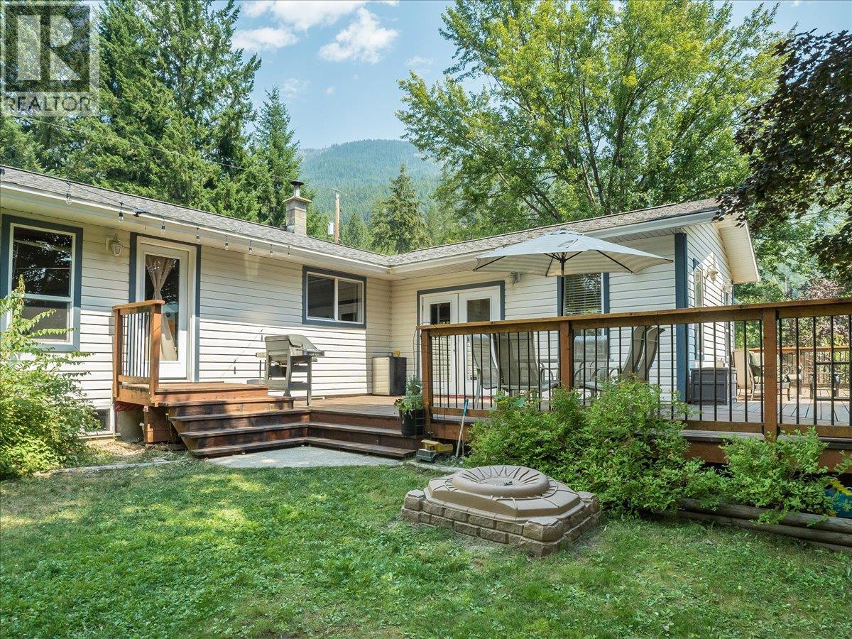 2451 Cunningham Road, Slocan Park, British Columbia  V0G 2E0 - Photo 1 - 10395569