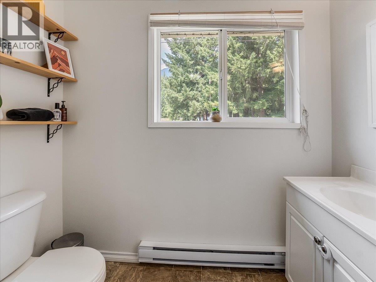 2451 Cunningham Road, Slocan Park, British Columbia  V0G 2E0 - Photo 38 - 10395569